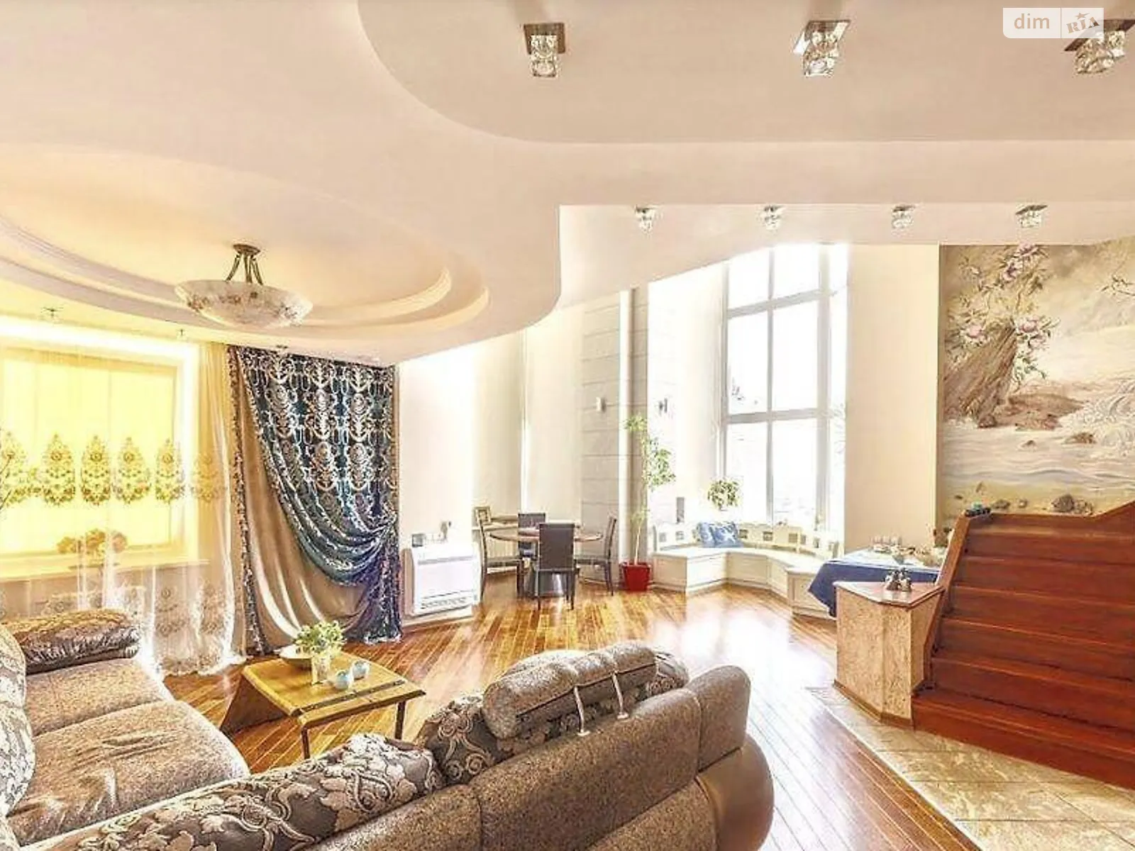 Продается 5-комнатная квартира 305 кв. м в Киеве, просп. Оболонский, 7 - фото 1