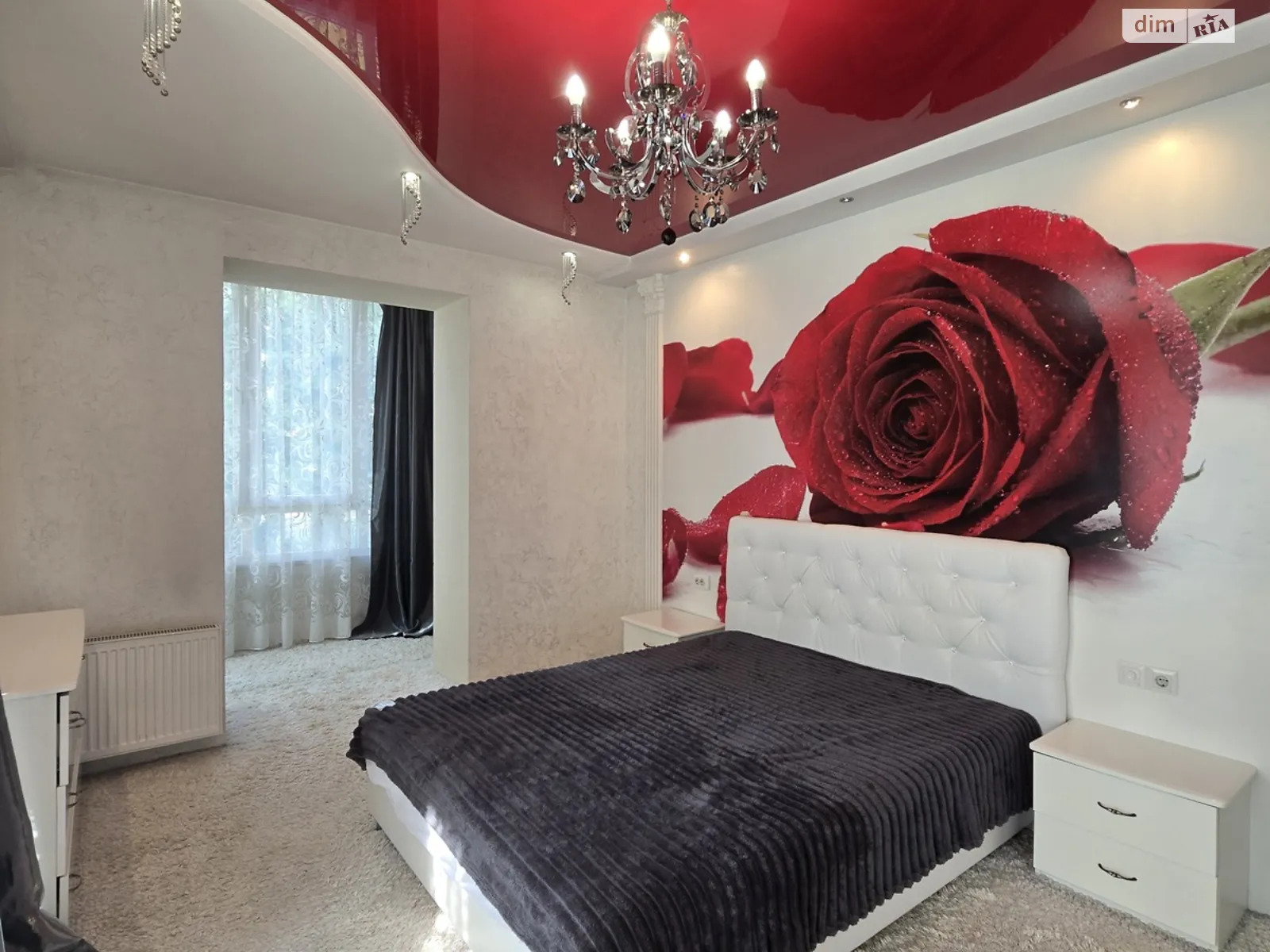 Продается 2-комнатная квартира 62 кв. м в Ивано-Франковске, ул. Дворская - фото 1
