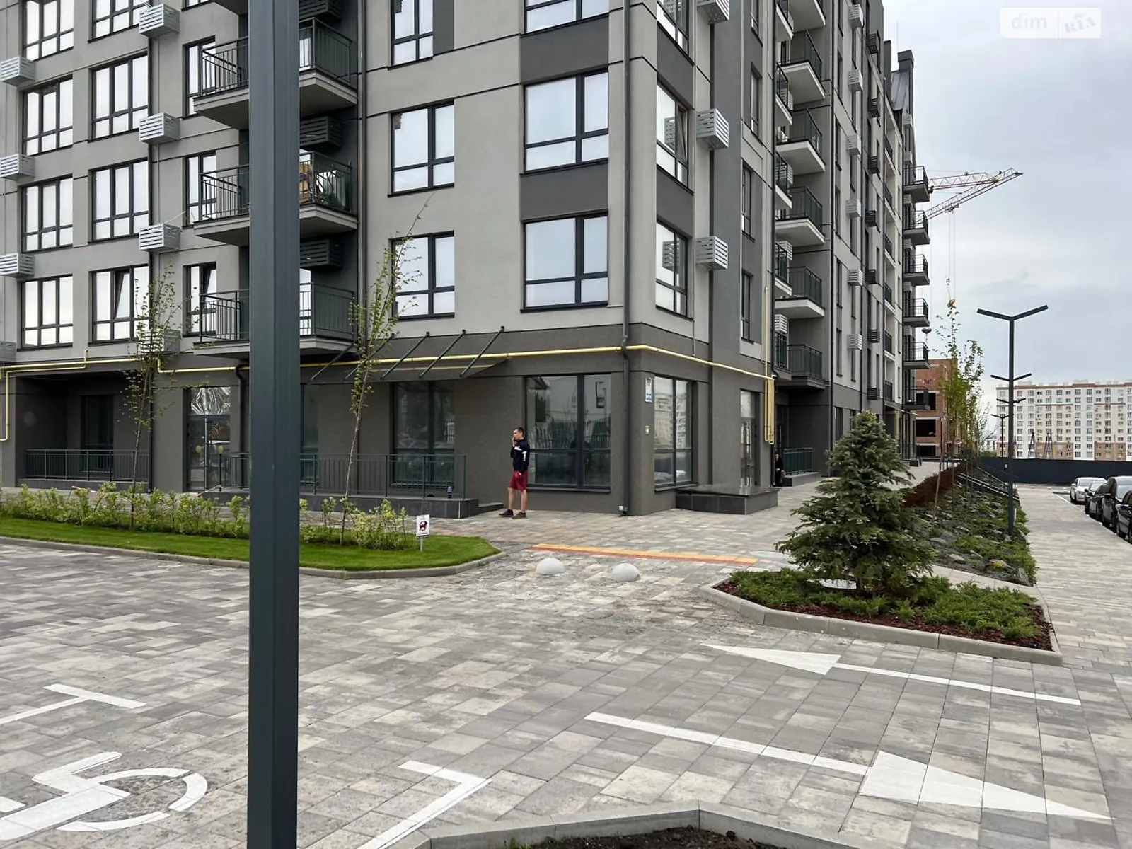 Продается офис 64.6 кв. м в бизнес-центре, цена: 93670 $ - фото 1
