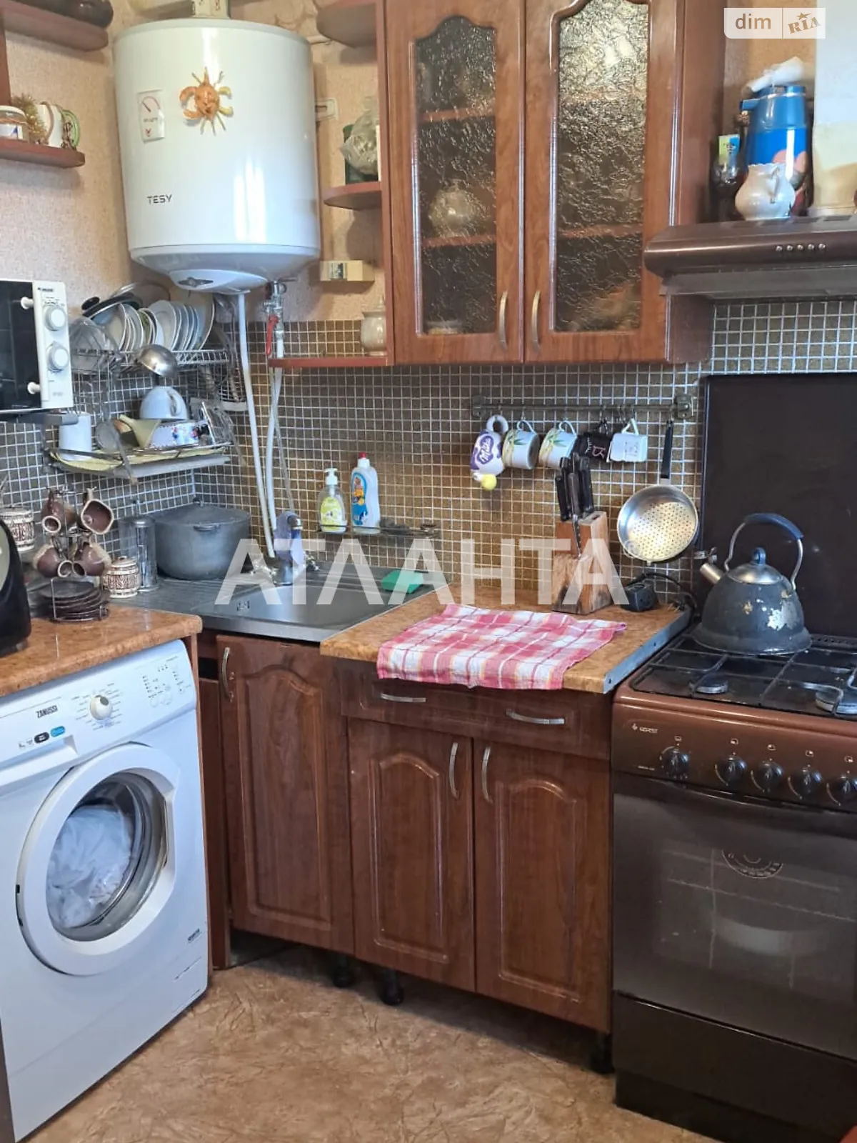 Продается 1-комнатная квартира 32 кв. м в Петровке, ул. Лядова - фото 1