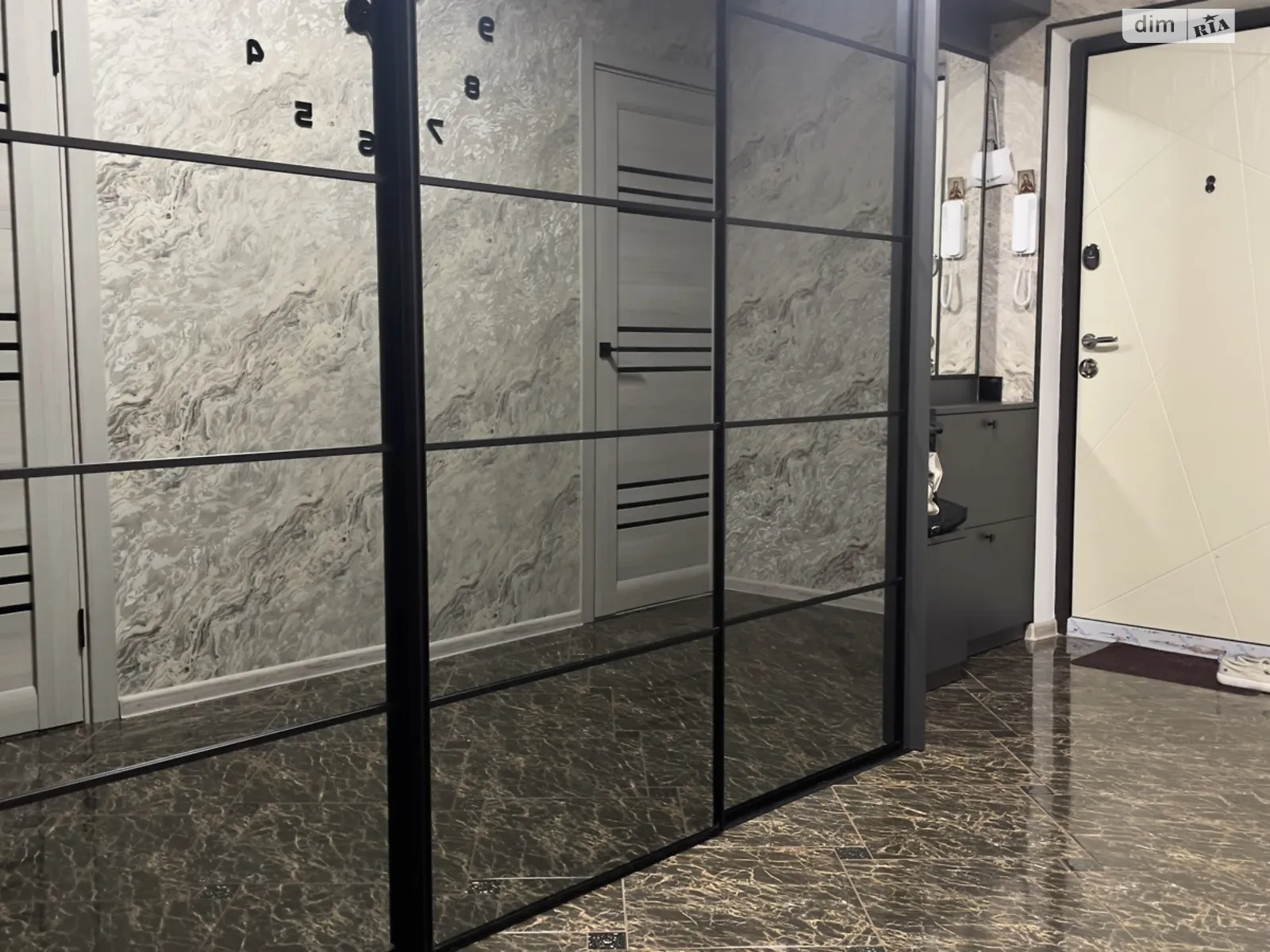 Продається 2-кімнатна квартира 64 кв. м у Агрономічному, вул. Центральна(Мічуріна) - фото 1