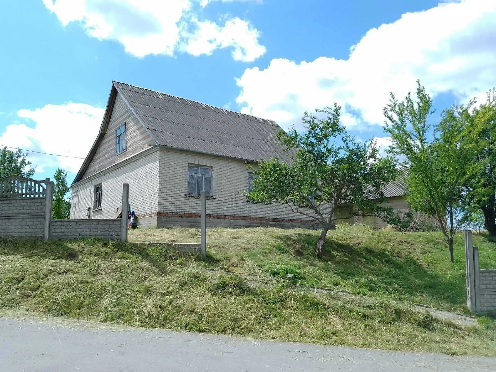 Продается одноэтажный дом 129.1 кв. м с террасой, цена: 40000 $ - фото 1