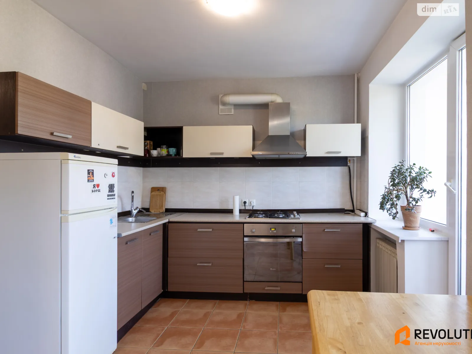 Продается 1-комнатная квартира 37.8 кв. м в Киеве, ул. Волошская, 32/34 - фото 1
