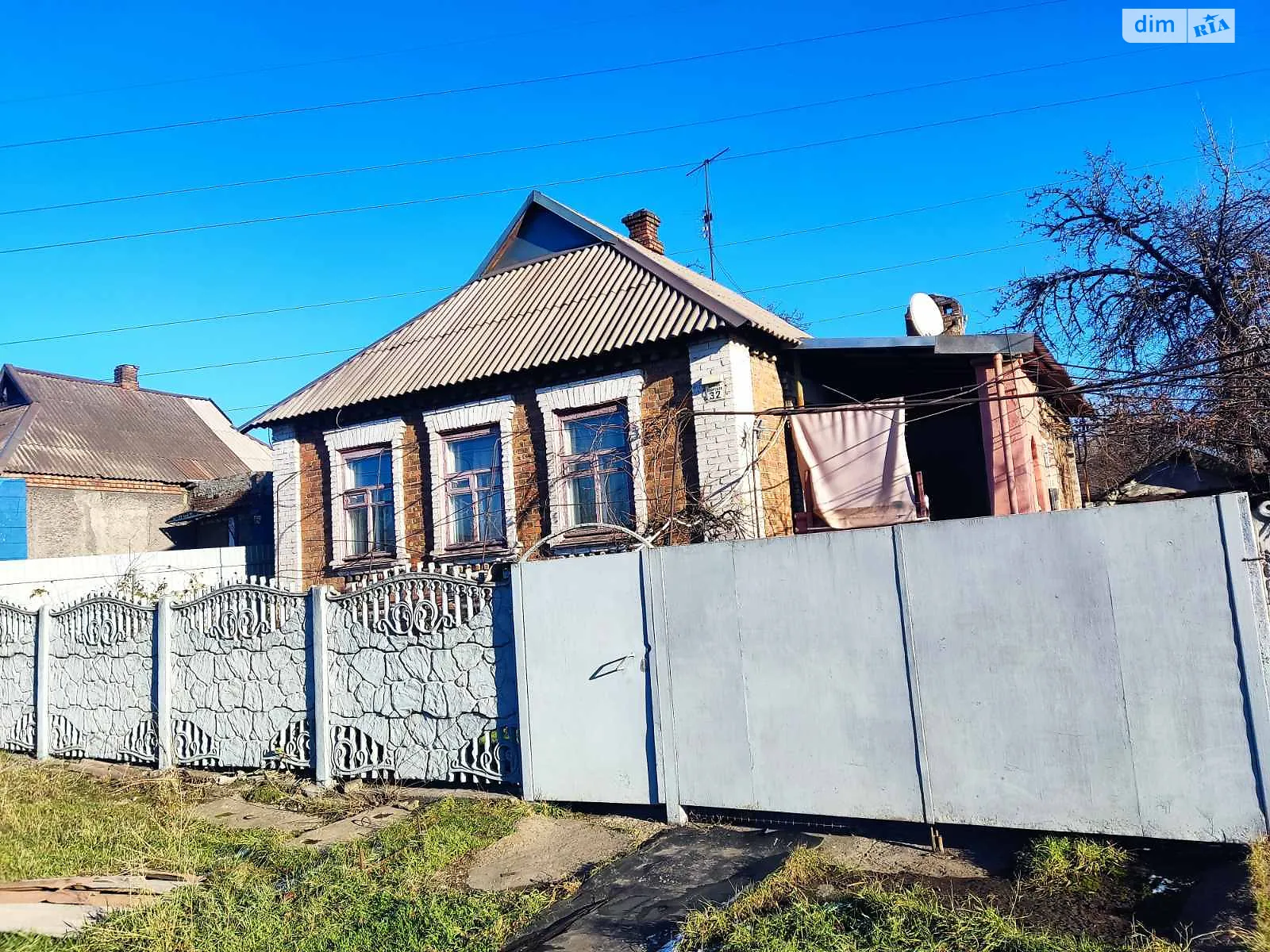 Продається одноповерховий будинок 72.9 кв. м з гаражем, цена: 10000 $ - фото 1