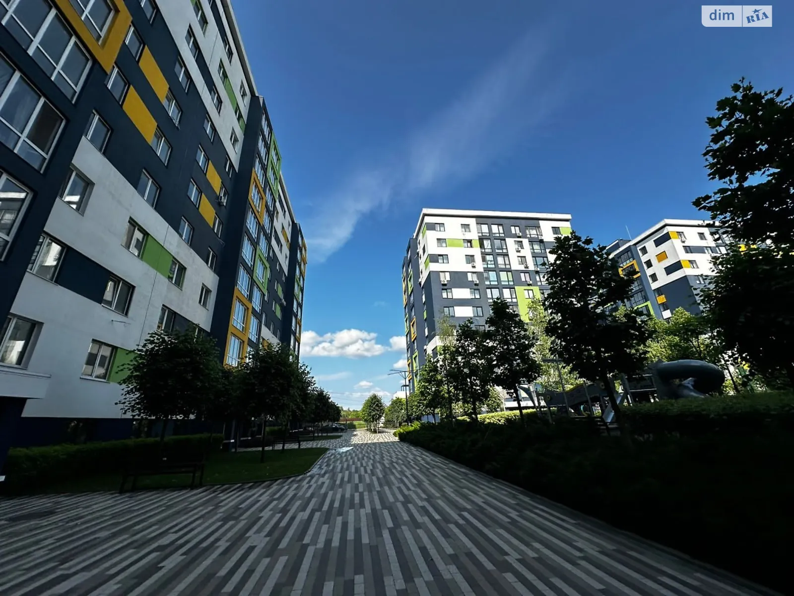 Продается 1-комнатная квартира 36.24 кв. м в Буче, ул. Вишневая - фото 1