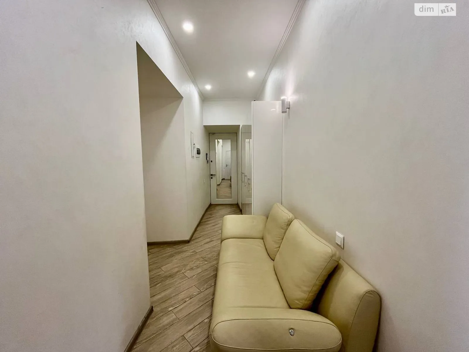 Продается 2-комнатная квартира 59 кв. м в Киеве, ул. Дарвина, 10 - фото 1