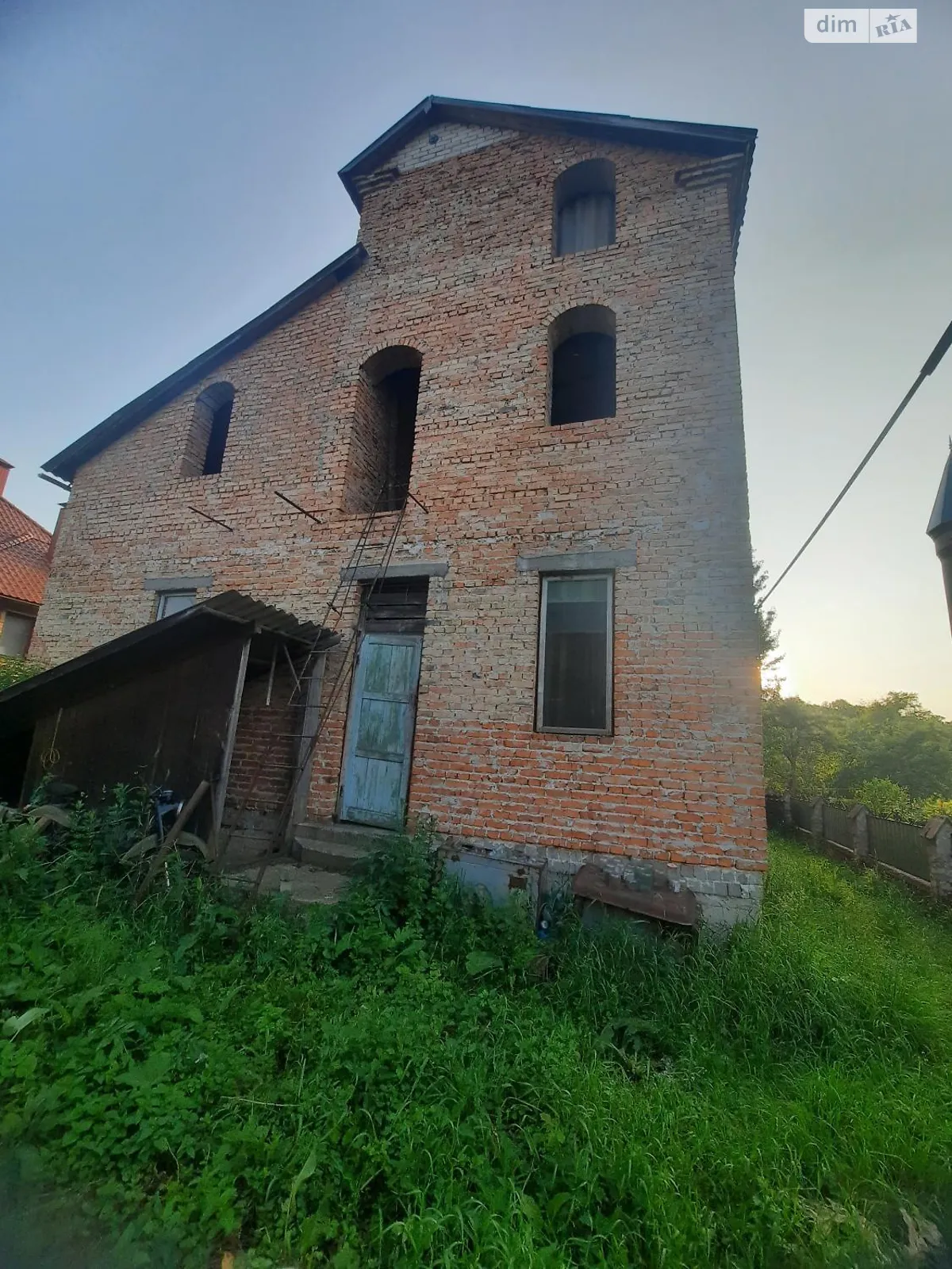 Продається будинок 2 поверховий 240 кв. м з меблями, цена: 87000 $ - фото 1