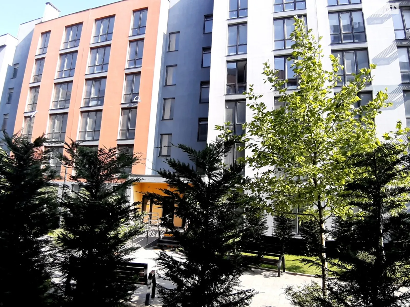 Продается 2-комнатная квартира 71.5 кв. м в Крыжановка, ул. Марсельская - фото 1