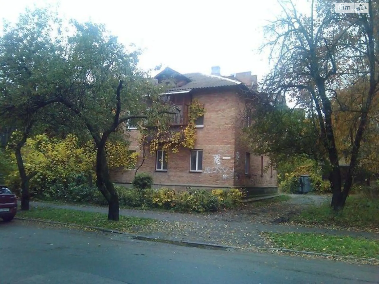 Продается 3-комнатная квартира 54 кв. м в Киеве, ул. Марка Безручко(Бабушкина), 21/2 - фото 1