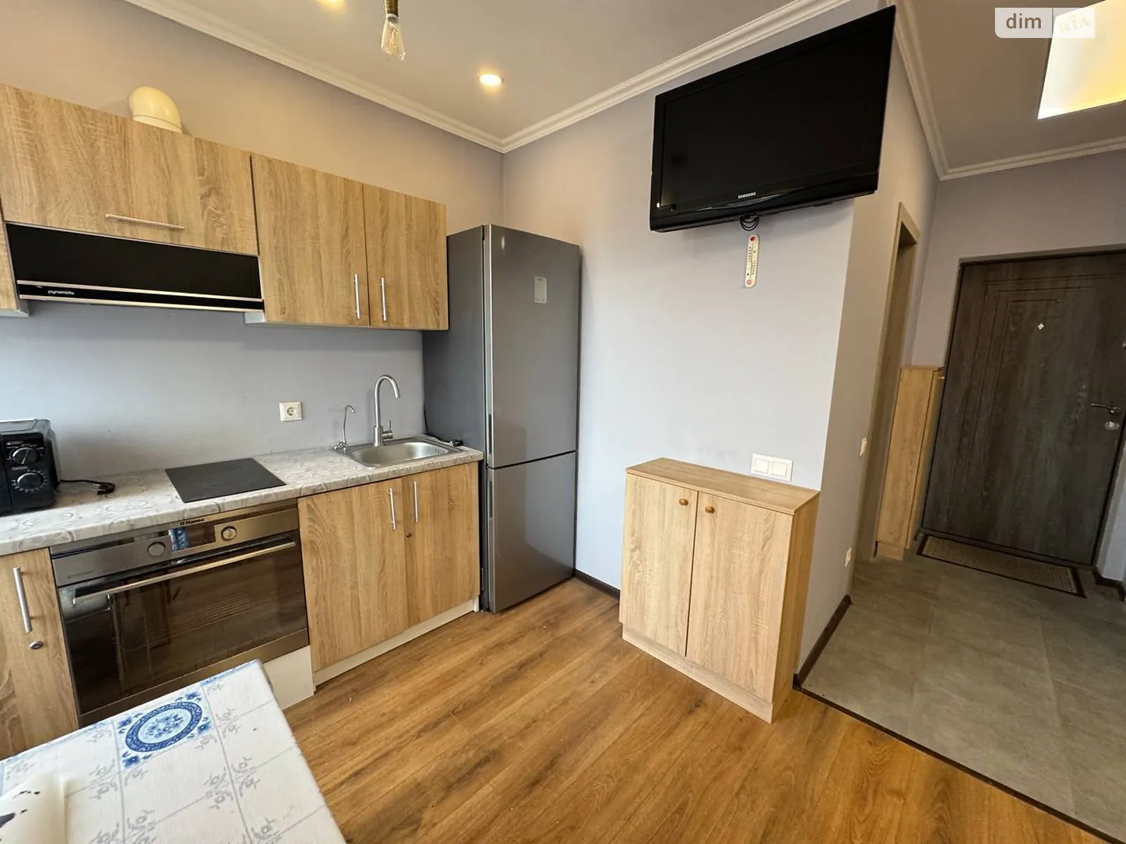 Продается 1-комнатная квартира 25.4 кв. м в Гостомеле, цена: 33500 $ - фото 1