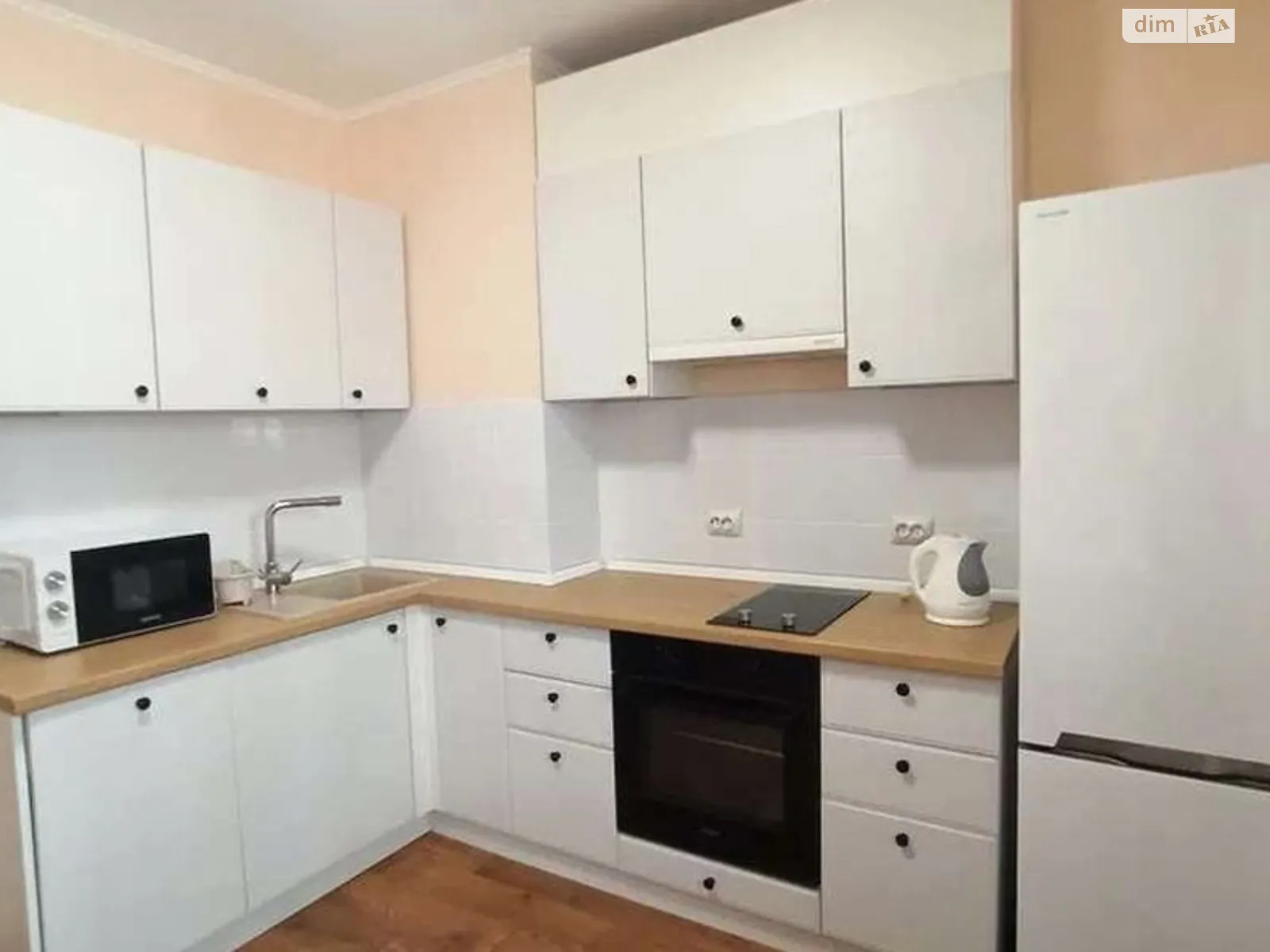 Сдается в аренду 1-комнатная квартира 48 кв. м в Киеве, пер. Балтийский, 1 - фото 1