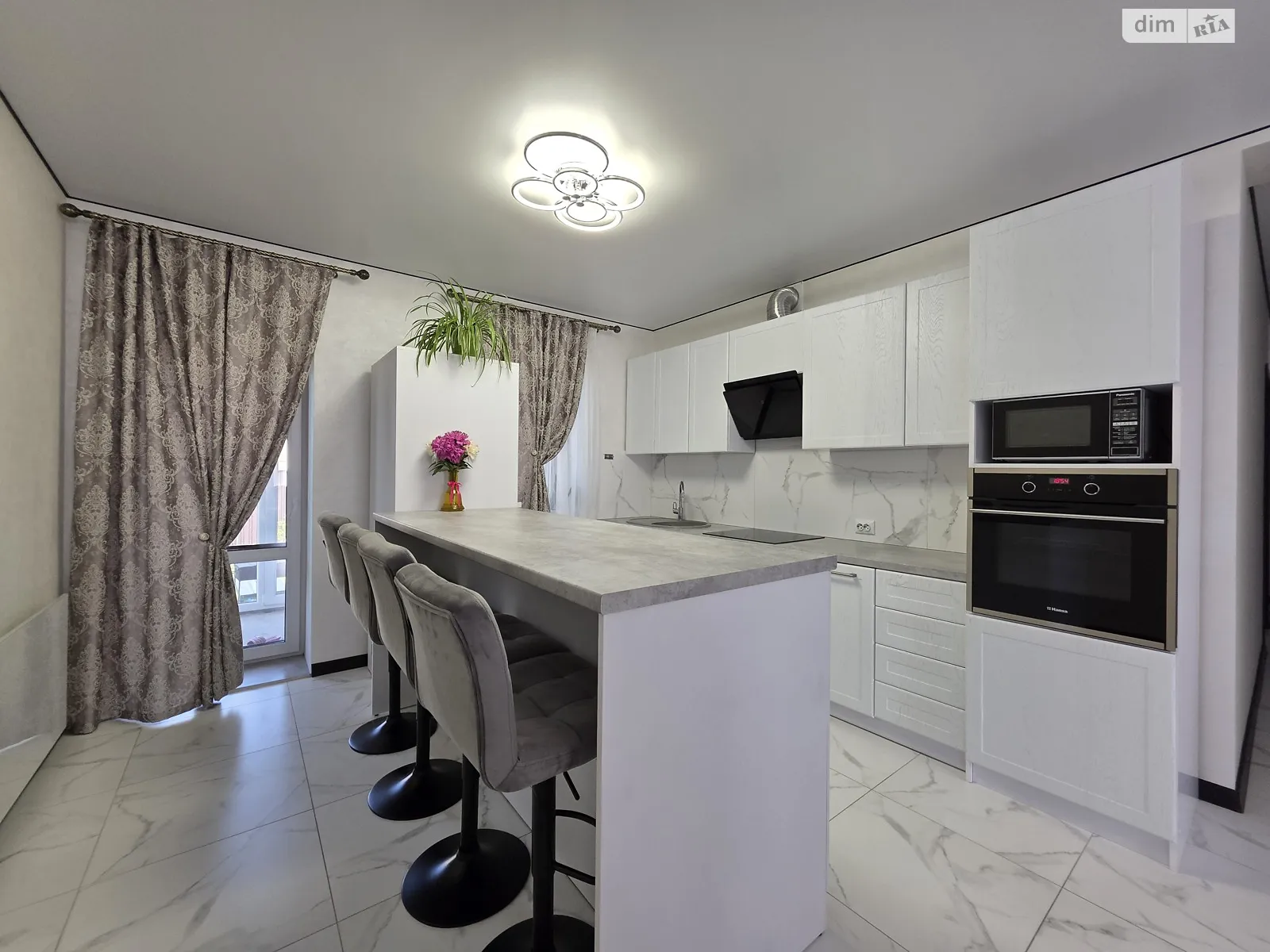 Продается одноэтажный дом 113.4 кв. м с подвалом, цена: 237000 $ - фото 1