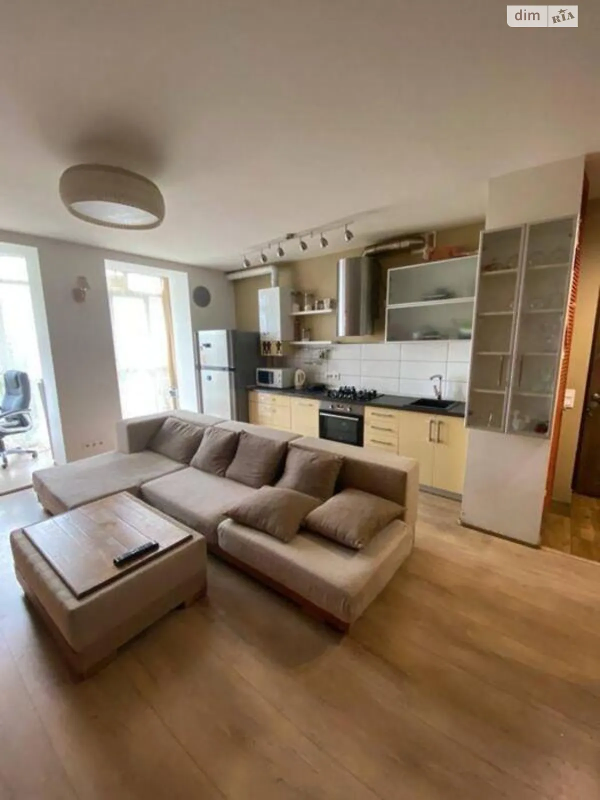 Продается 3-комнатная квартира 63 кв. м в Киеве, ул. Гродненская, 7А/1 - фото 1