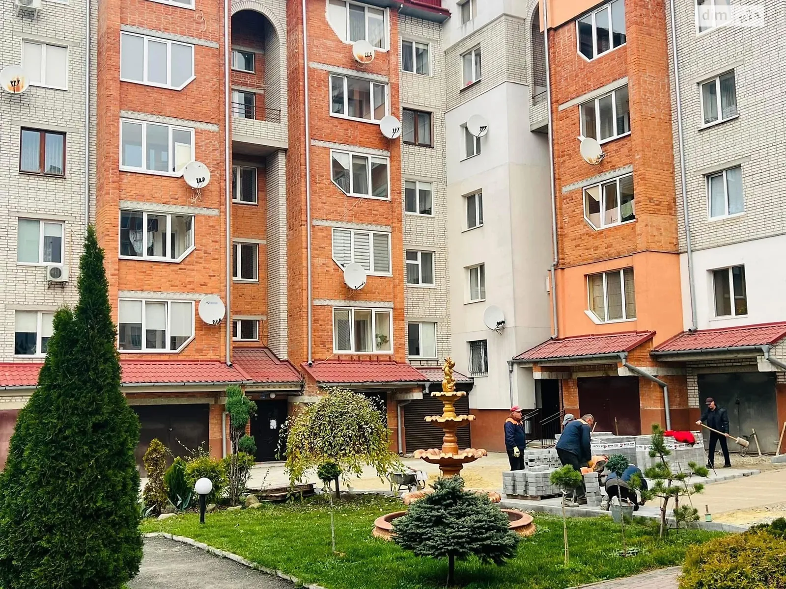 3-кімнатна квартира 90 кв. м у Тернополі, вул. Вербицького Михайла, 8 - фото 1