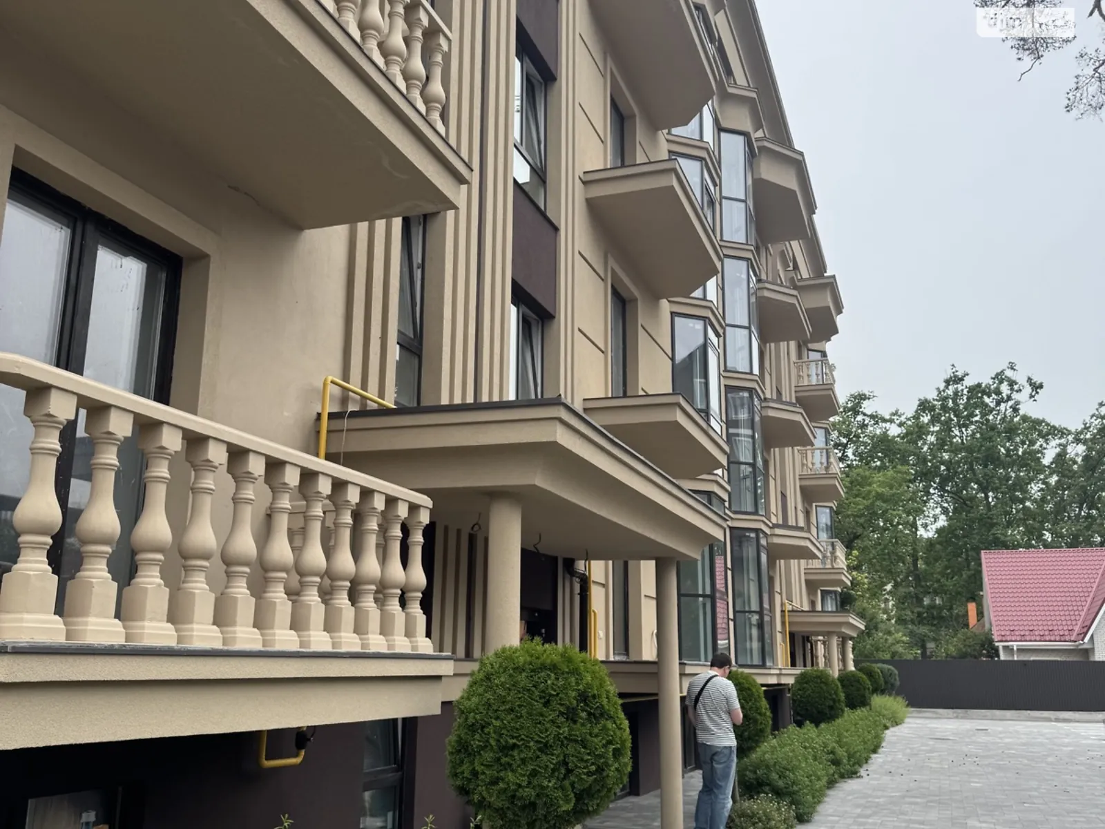 Продается 2-комнатная квартира 72 кв. м в Ирпене, ул. Лысенко, 10 - фото 1