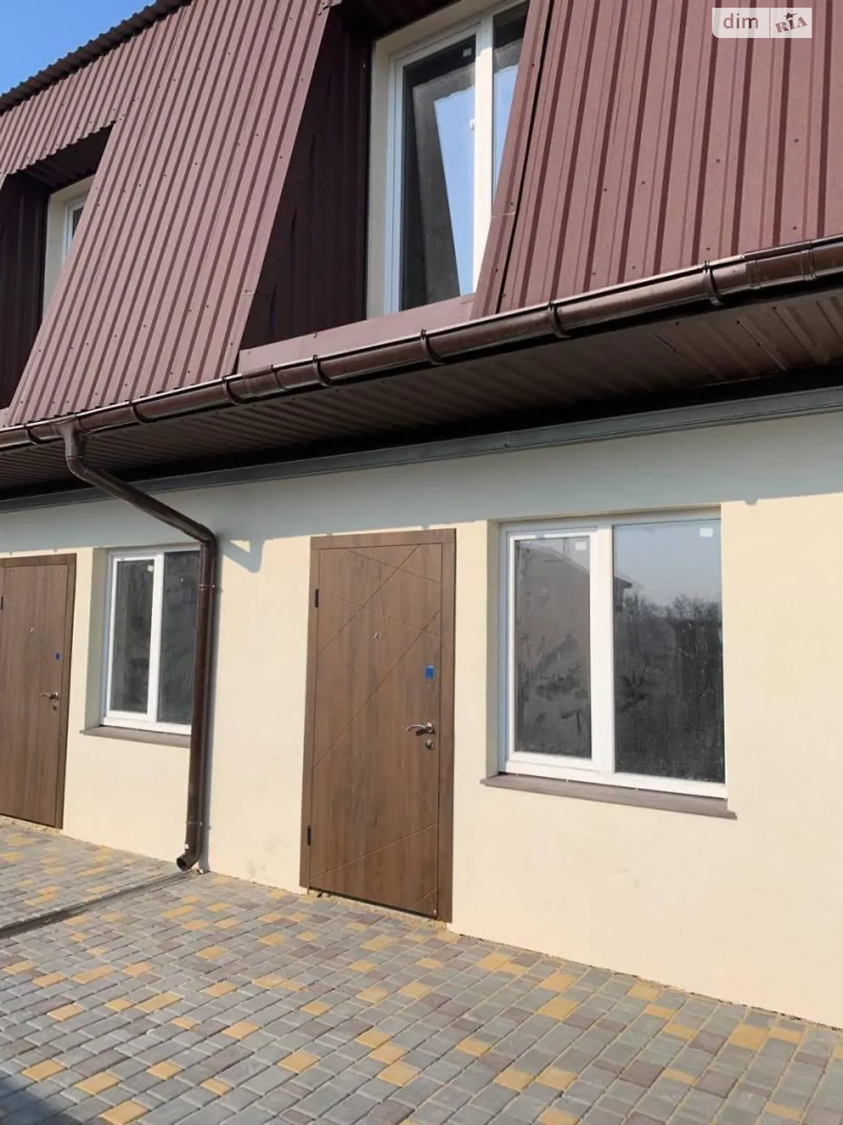 Продається будинок 2 поверховий 35.15 кв. м з гаражем, цена: 25000 $ - фото 1