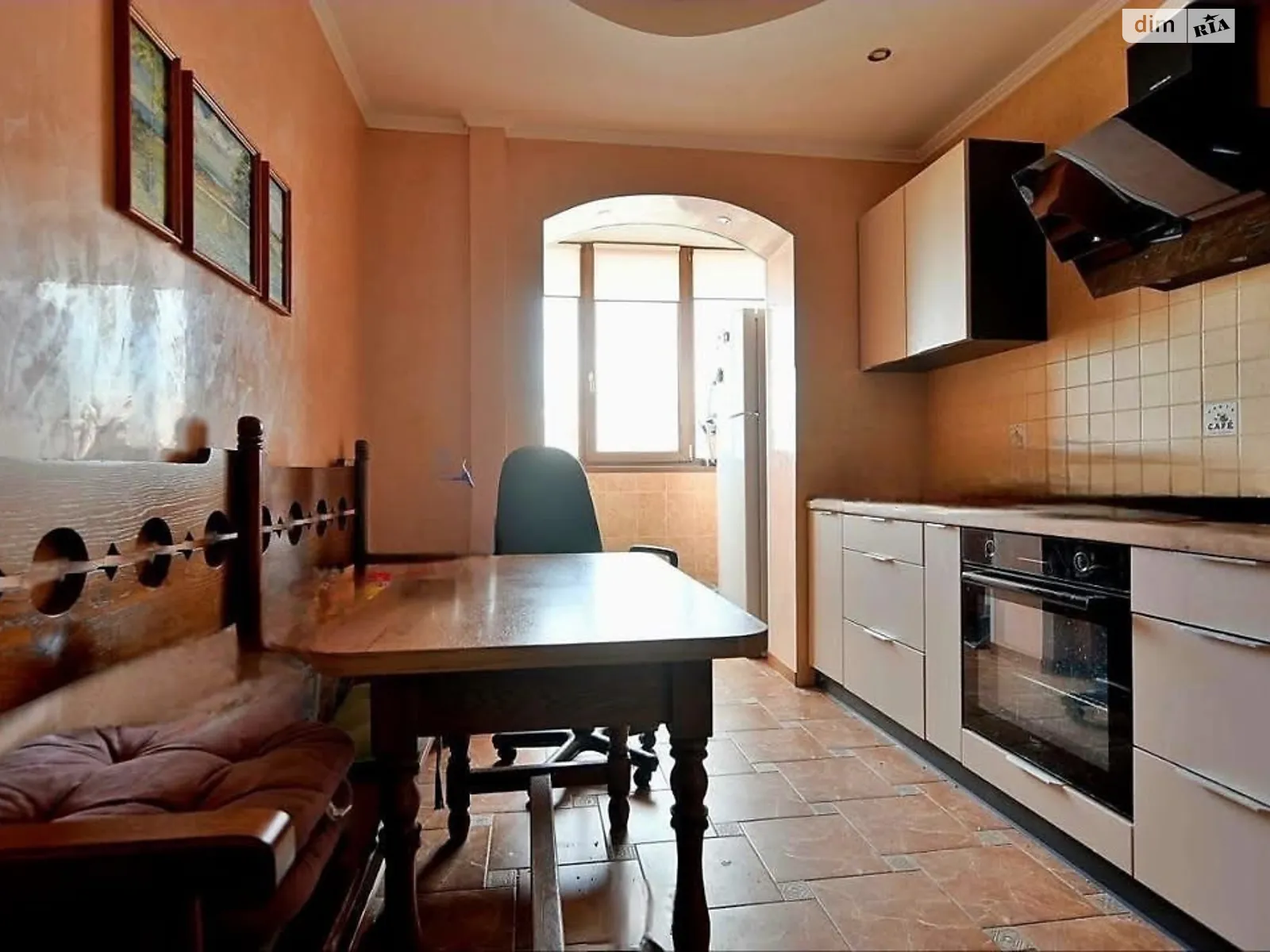 Продается 3-комнатная квартира 78.9 кв. м в Ровно, цена: 49500 $ - фото 1
