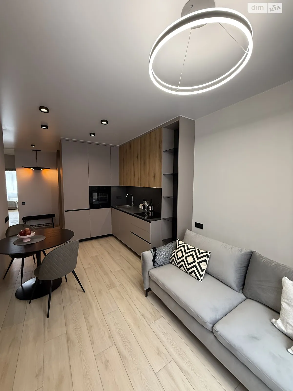 Продается 2-комнатная квартира 61 кв. м в Ирпене, ул. Университетская(Карла Маркса), 1Л - фото 1