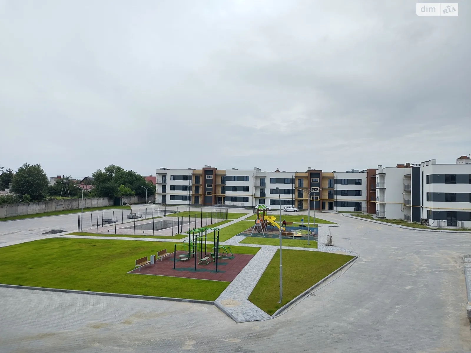 Продается 1-комнатная квартира 42 кв. м в Виннице, 4-й пер. Леонида Каденюка(Комарова), 1 - фото 1