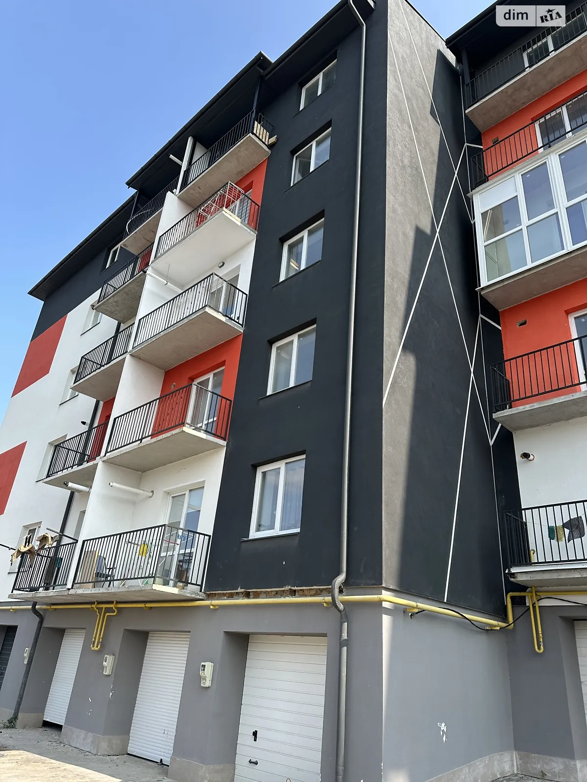 Продается 3-комнатная квартира 86 кв. м в Петрикове, ул. Шептицкого, 101А - фото 1