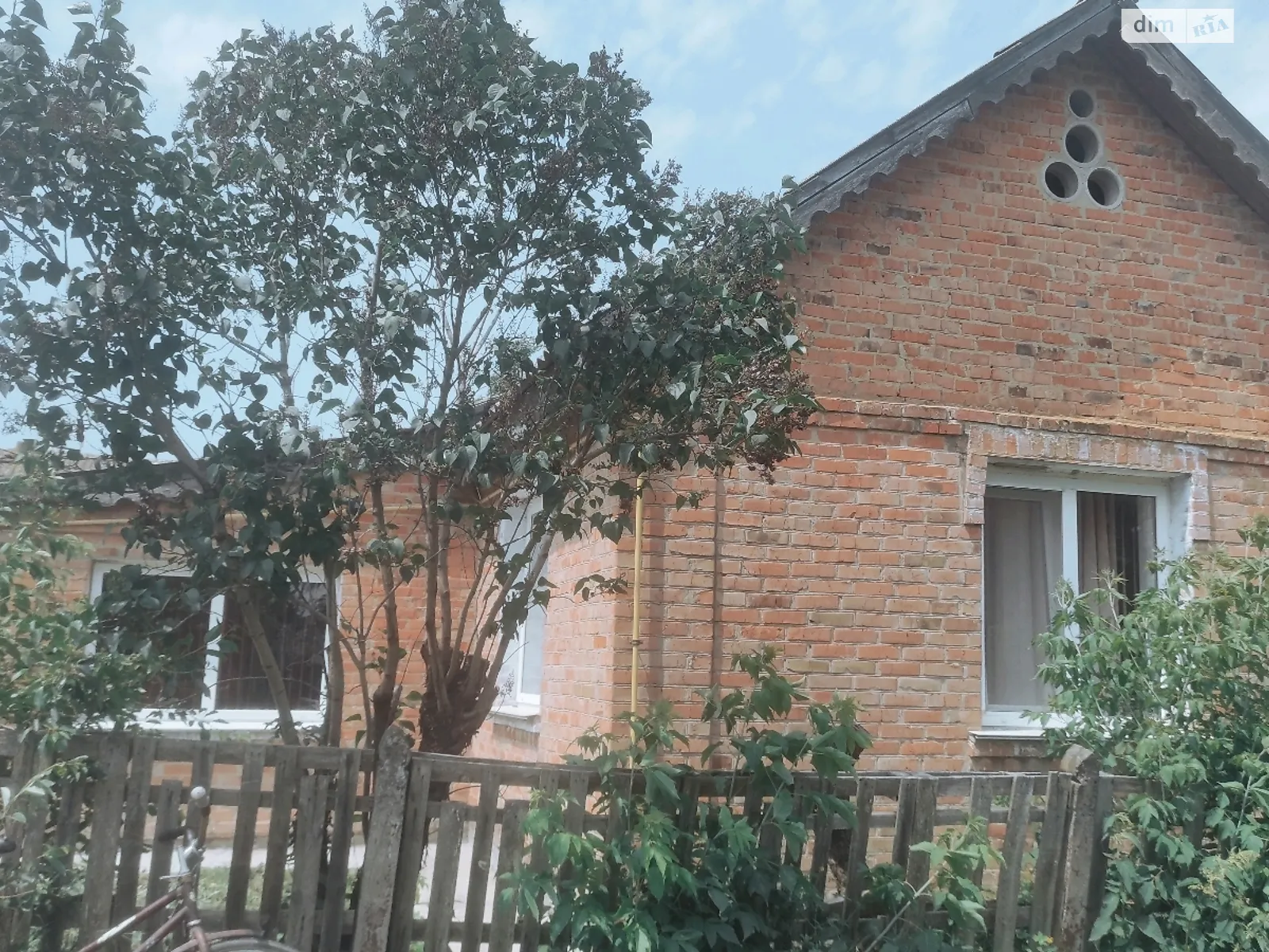 Продається одноповерховий будинок 62 кв. м з гаражем, цена: 40000 $ - фото 1