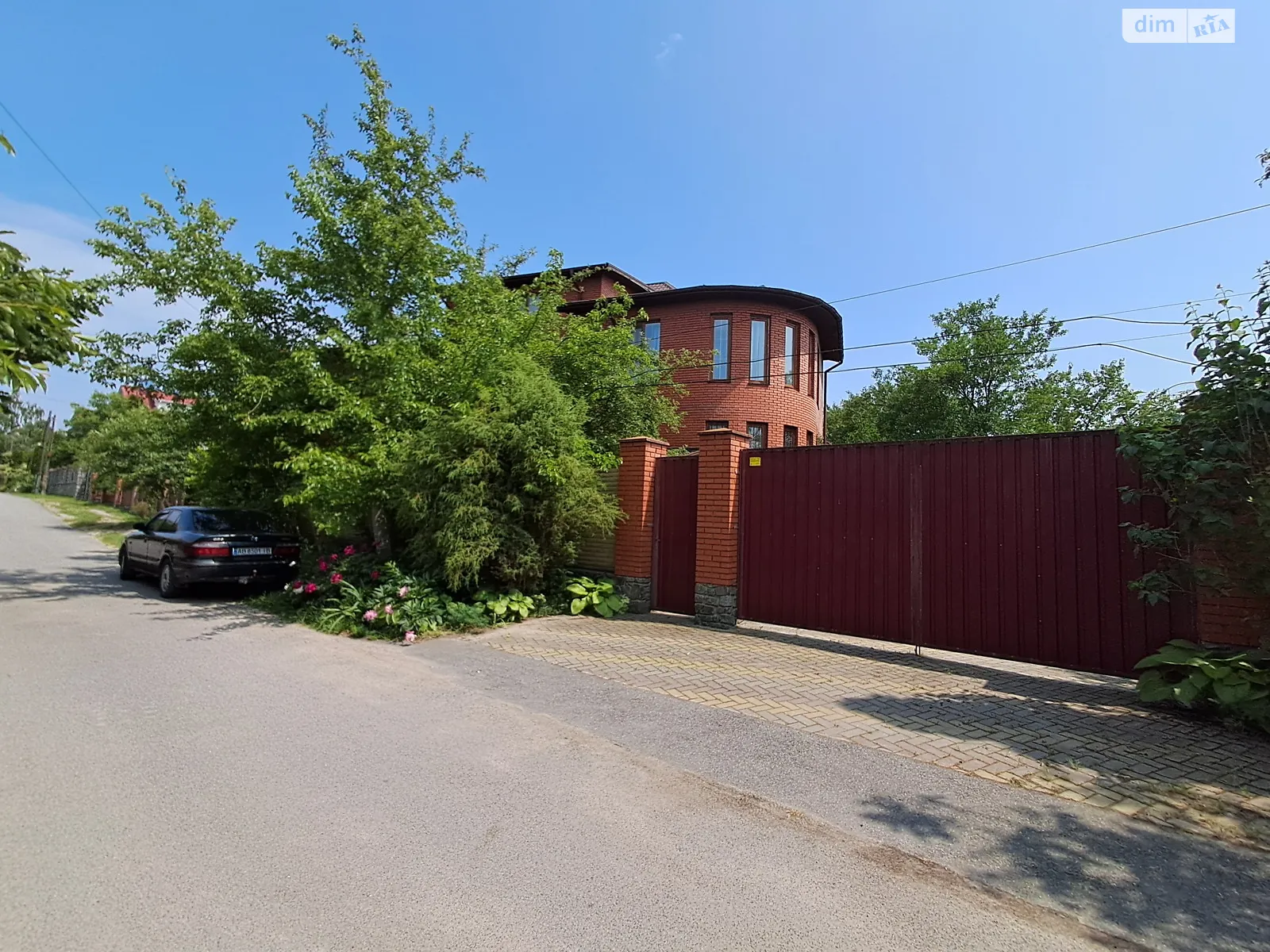 Продается дом на 2 этажа 389 кв. м с верандой, цена: 295000 $ - фото 1