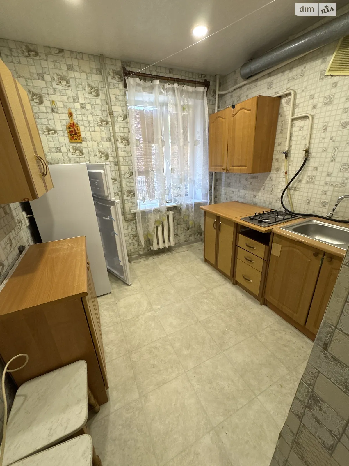 Сдается в аренду 1-комнатная квартира 30 кв. м в Днепре, просп. Поля Александра, 76 - фото 1