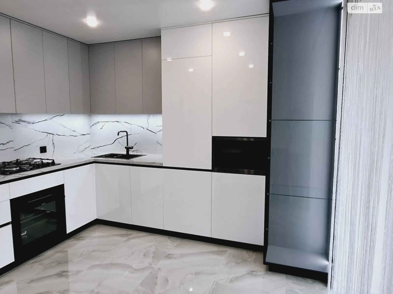 3-комнатная квартира 88 кв. м в Тернополе, цена: 98800 $ - фото 1