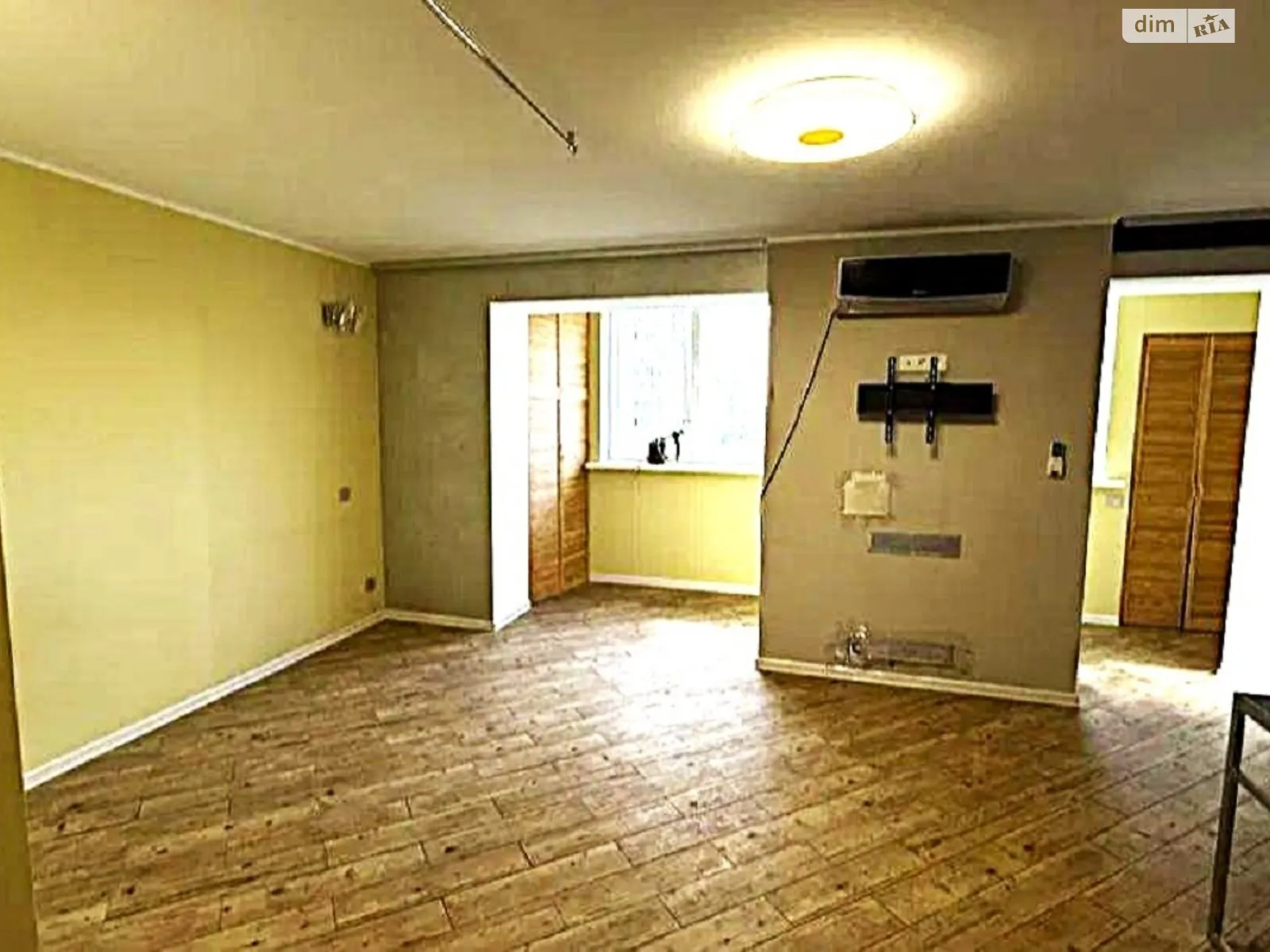 Продается 1-комнатная квартира 36.5 кв. м в Киеве, ул. Оноре де Бальзака, 65 - фото 1
