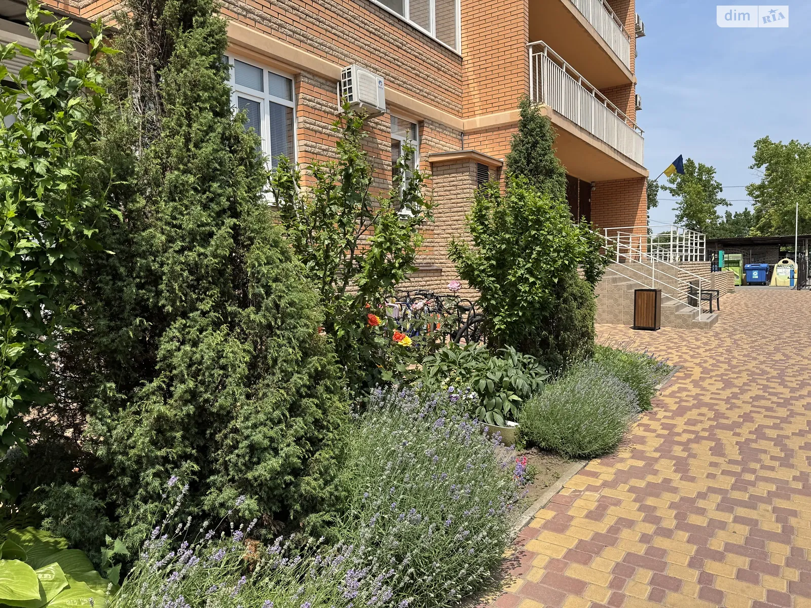 Продается 1-комнатная квартира 42.5 кв. м в Одессе, ул. Балковская, 137Г - фото 1