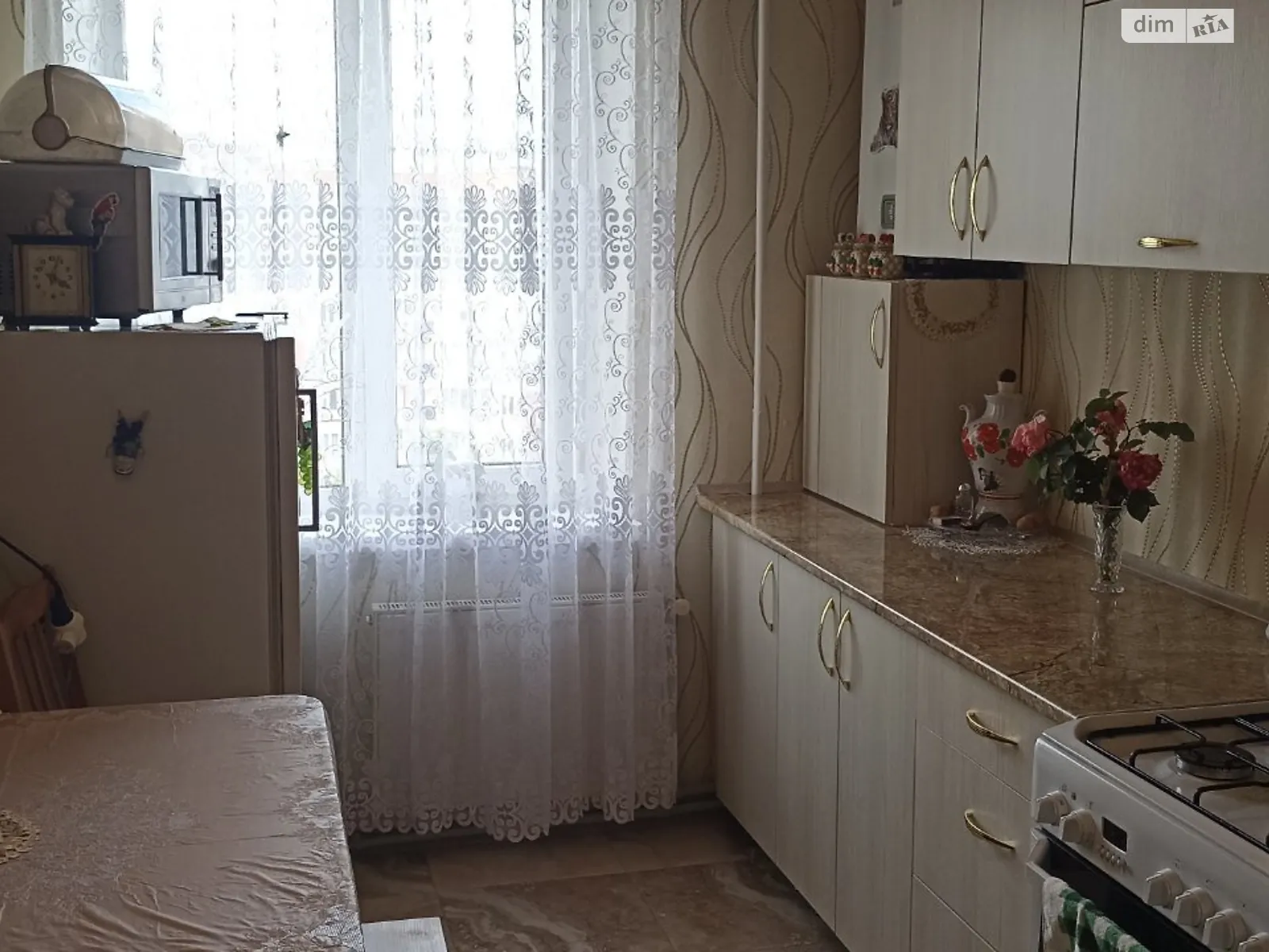 3-комнатная квартира 63 кв. м в Тернополе - фото 1