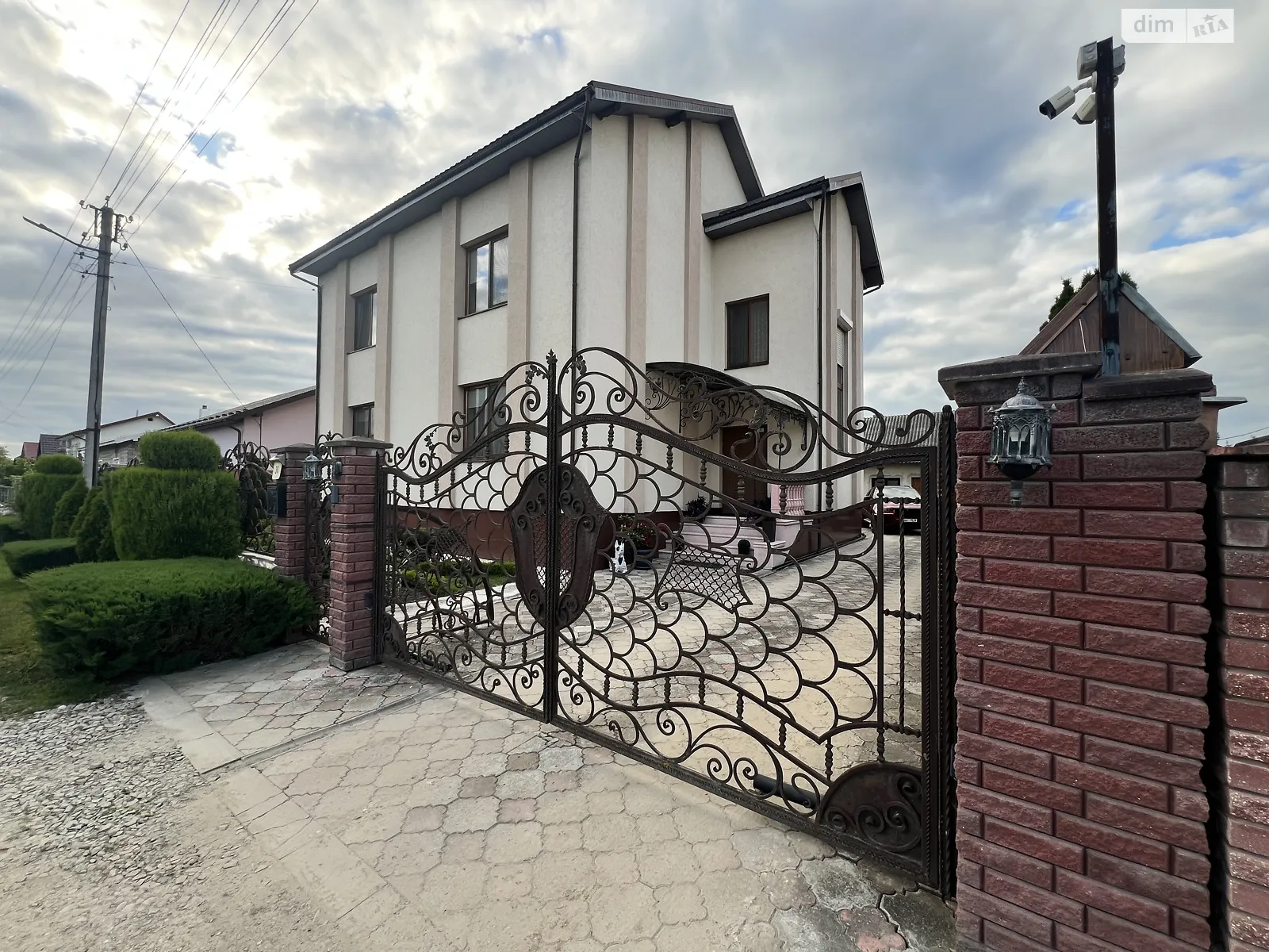 Продається будинок 2 поверховий 222 кв. м з садом, цена: 277500 $ - фото 1