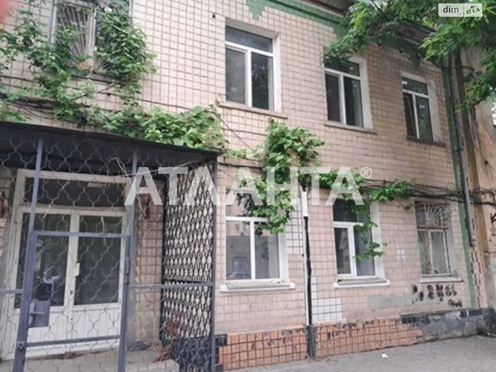 Продается офис 1542.9 кв. м в бизнес-центре, цена: 1300000 $ - фото 1