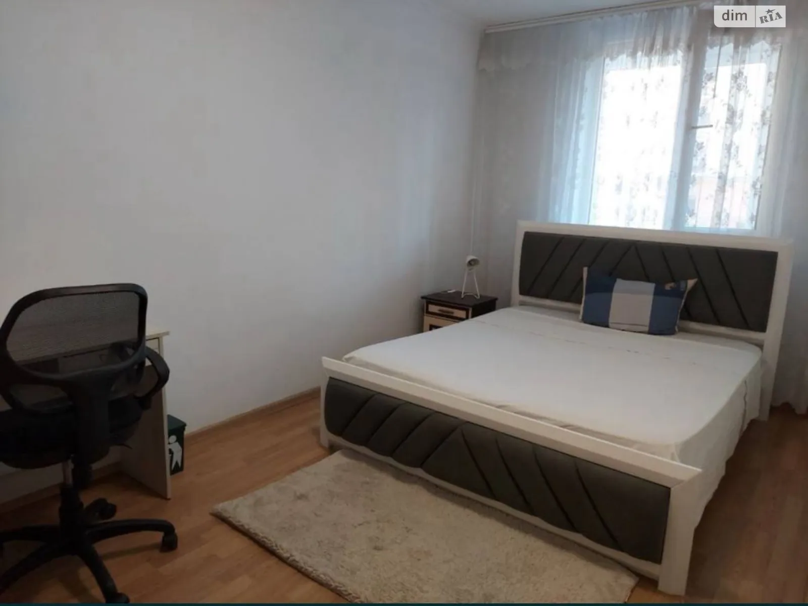 1-комнатная квартира 36 кв. м в Тернополе, ул. Хмельницкого Богдана - фото 1