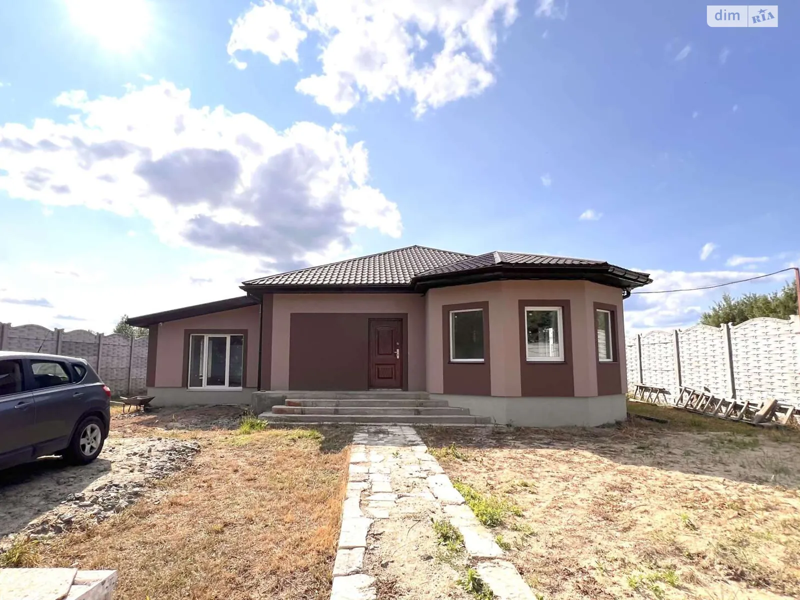 Продається одноповерховий будинок 140 кв. м с басейном, цена: 85000 $ - фото 1