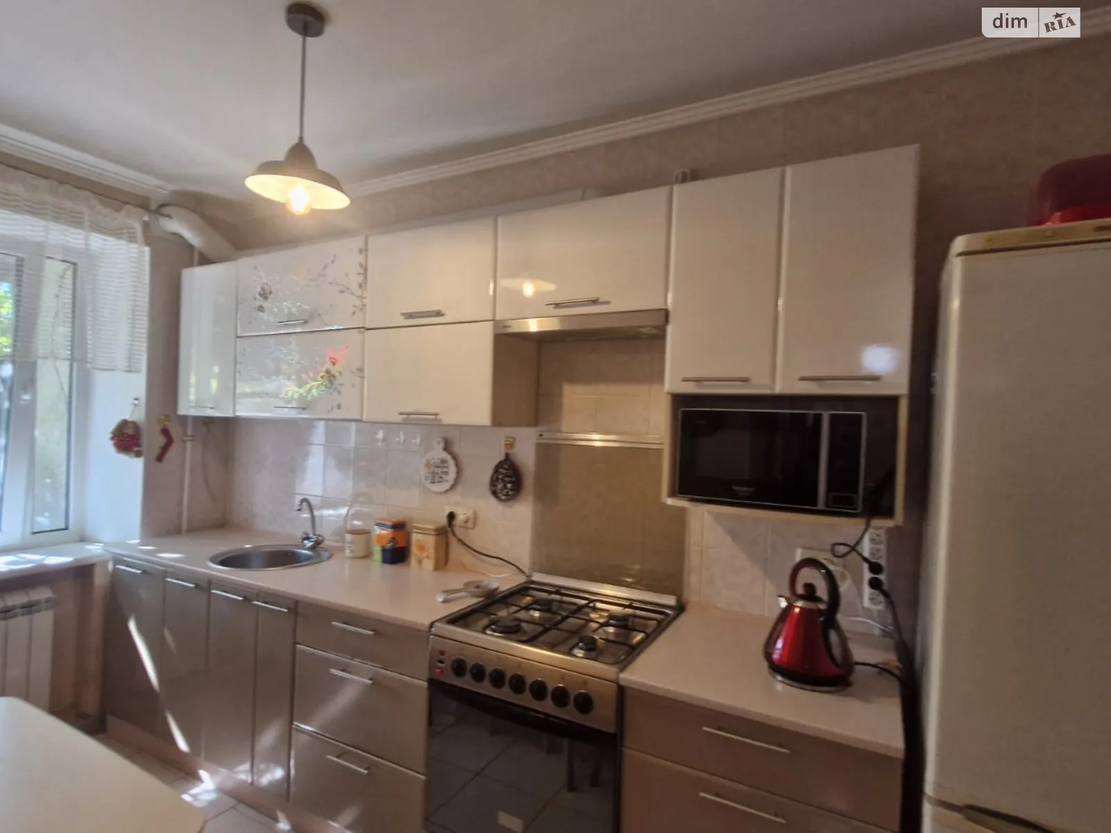 Продается дом на 2 этажа 73.7 кв. м с бассейном, цена: 85000 $ - фото 1