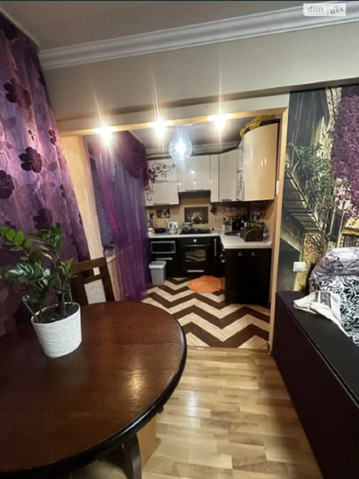 3-кімнатна квартира 56 кв. м у Тернополі, вул. Кривоноса Максима - фото 1