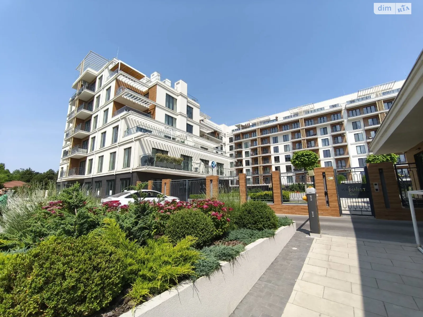Продается 1-комнатная квартира 118 кв. м в Одессе, пер. Маячный, 7 - фото 1
