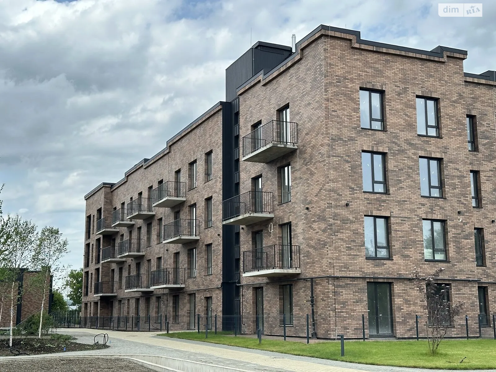 Продается 2-комнатная квартира 64.3 кв. м в Криховцах, цена: 55499 $ - фото 1
