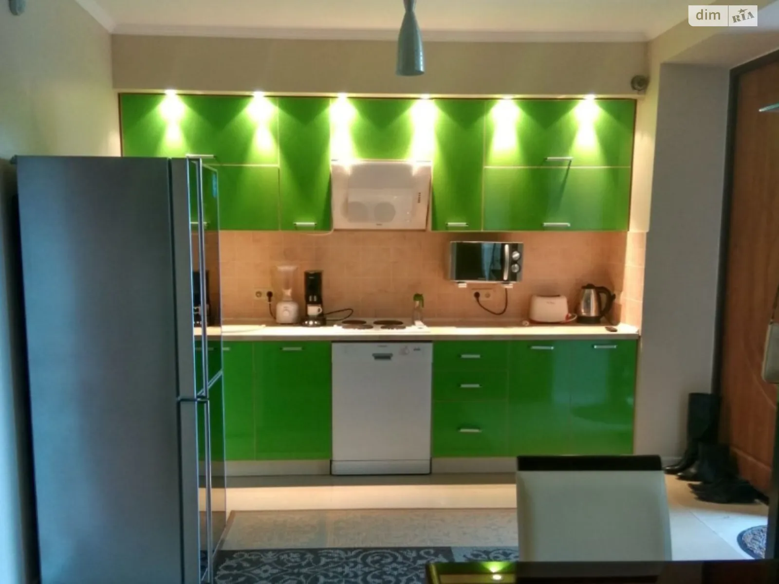 Продается 1-комнатная квартира 40 кв. м в Одессе, ул. Палия Семена, 77/1 - фото 1