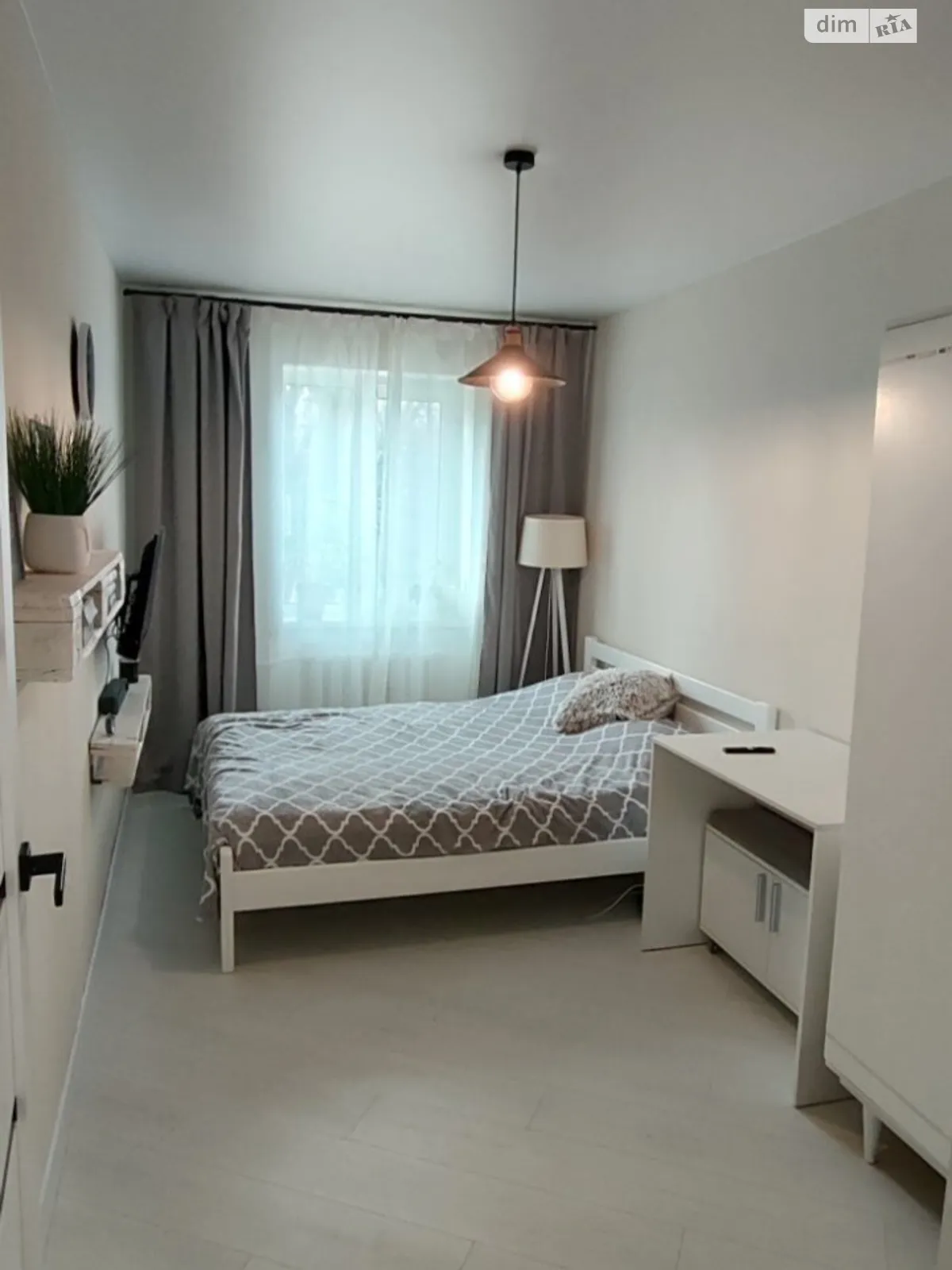 Продается 2-комнатная квартира 41 кв. м в Одессе, ул. Люстдорфская дорога, 52 - фото 1