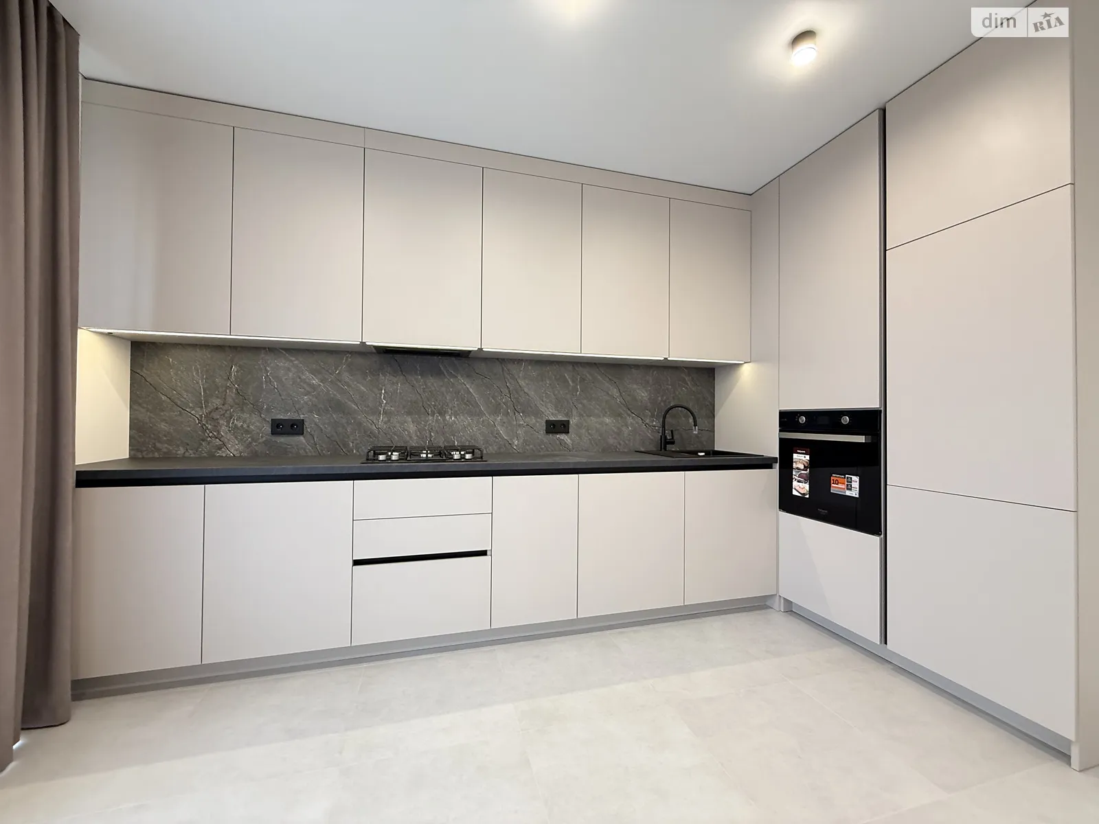 Продається 1-кімнатна квартира 44 кв. м у Рівному, цена: 73900 $ - фото 1