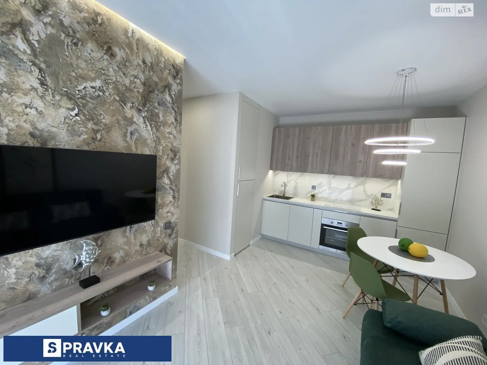 Продается 1-комнатная квартира 42 кв. м в Одессе, ул. Краснова, 1Б - фото 1