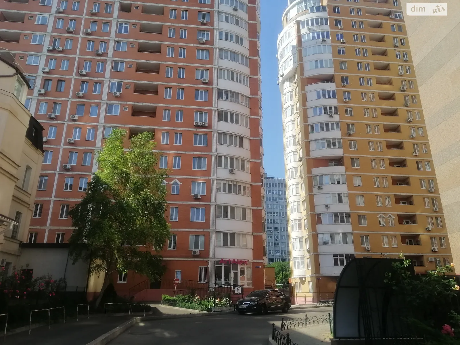 Продается 2-комнатная квартира 93.1 кв. м в Одессе, цена: 140000 $ - фото 1