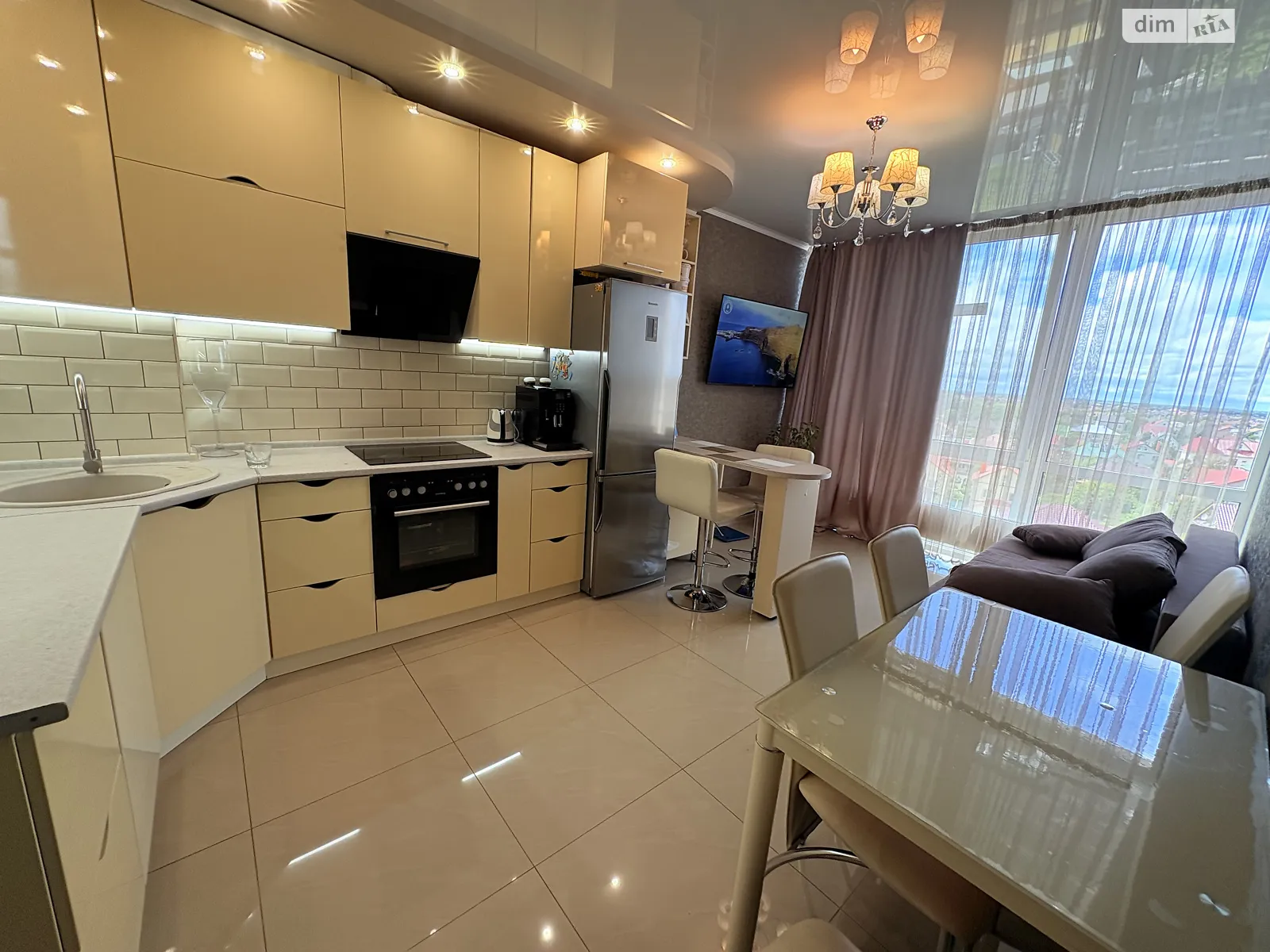 Продається 1-кімнатна квартира 43 кв. м у Лиманці, просп. Полковника Гуляєва(Маршала Жукова), 111 - фото 1