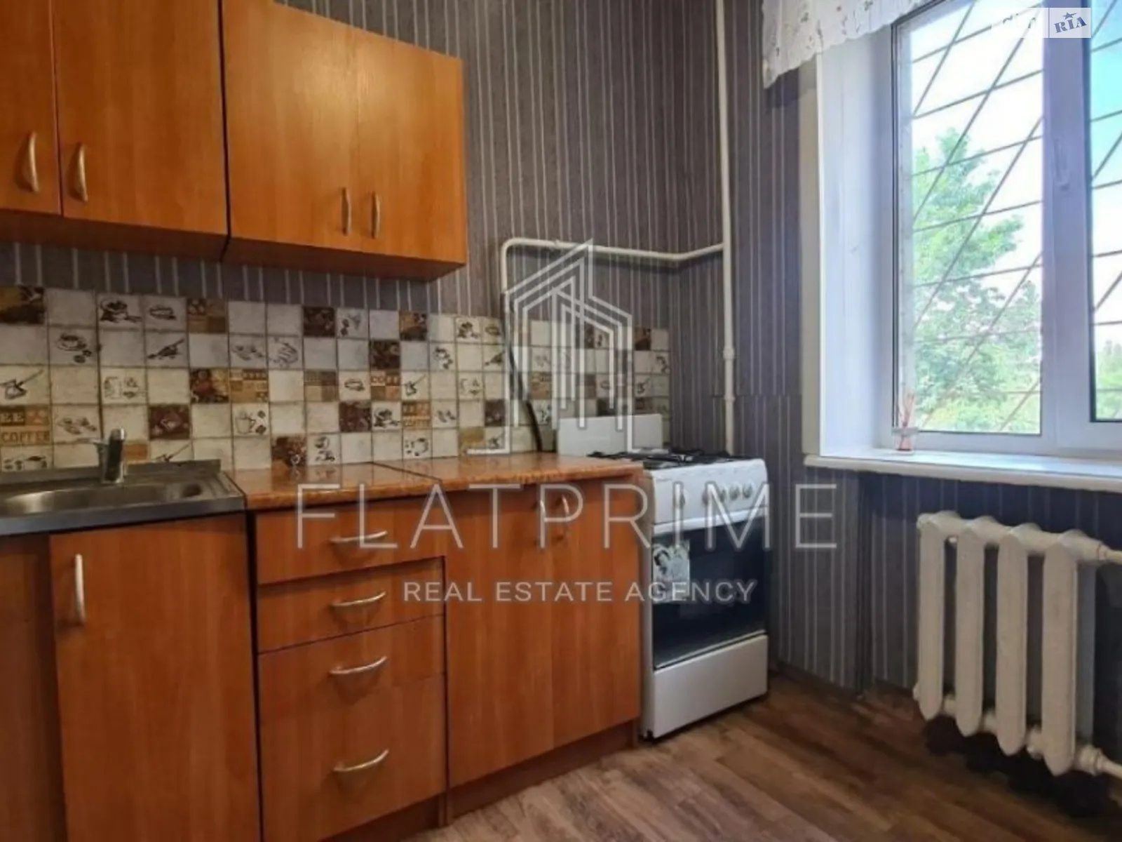Продается 1-комнатная квартира 30 кв. м в Киеве, просп. Соборности, 16 - фото 1