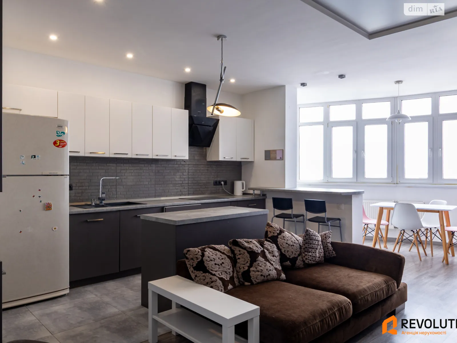 Продается 2-комнатная квартира 117 кв. м в Вишневом, вул. Витянская, 2 - фото 1