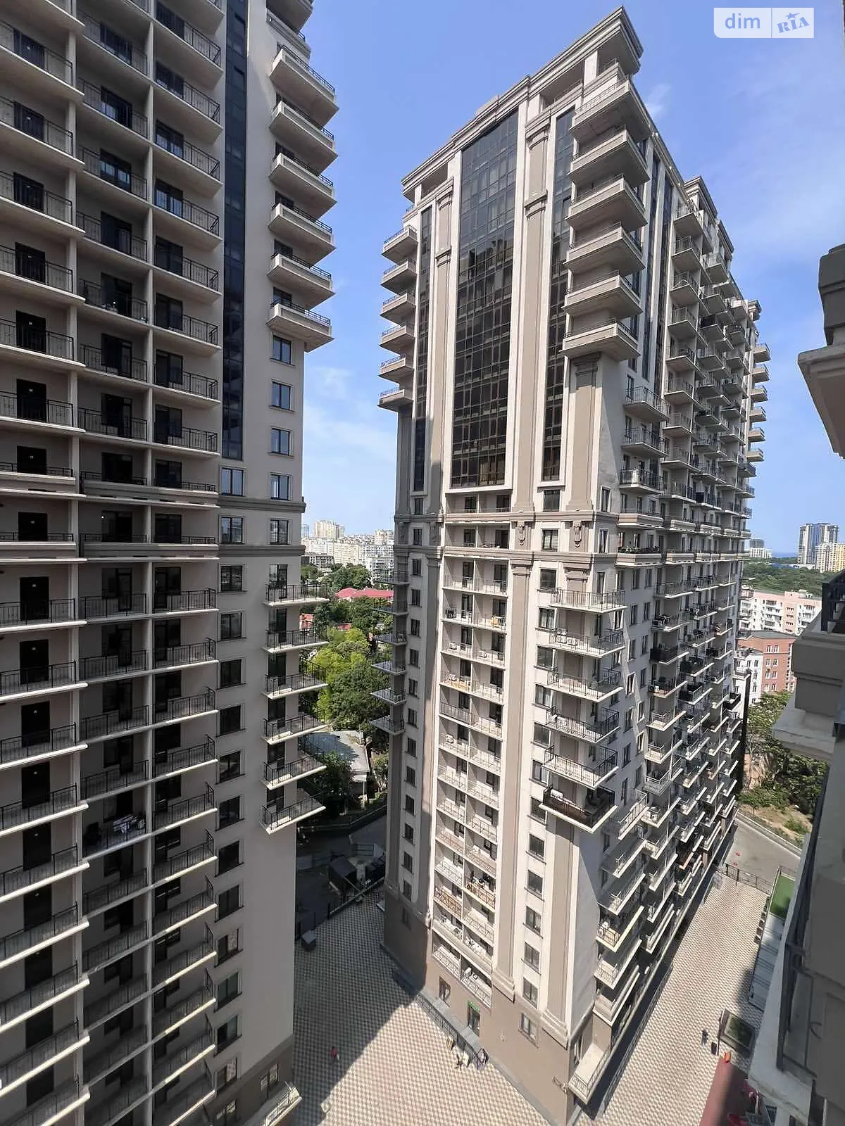 Продается 1-комнатная квартира 44 кв. м в Одессе, Фонтанская дор., 25 корпус 1 - фото 1
