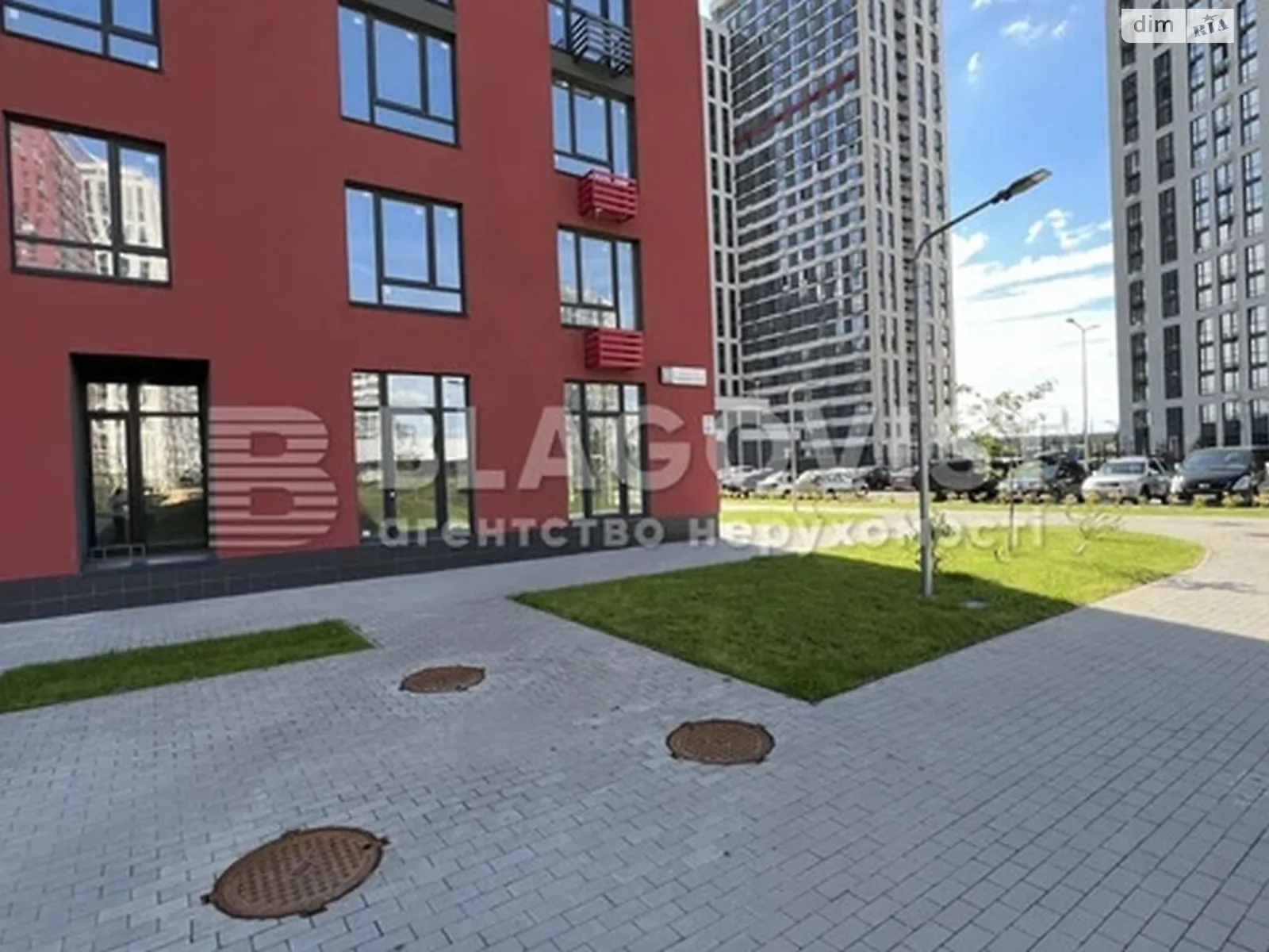 Продается 2-комнатная квартира 72.7 кв. м в Киеве, ул. Александра Олеся, 10 - фото 1