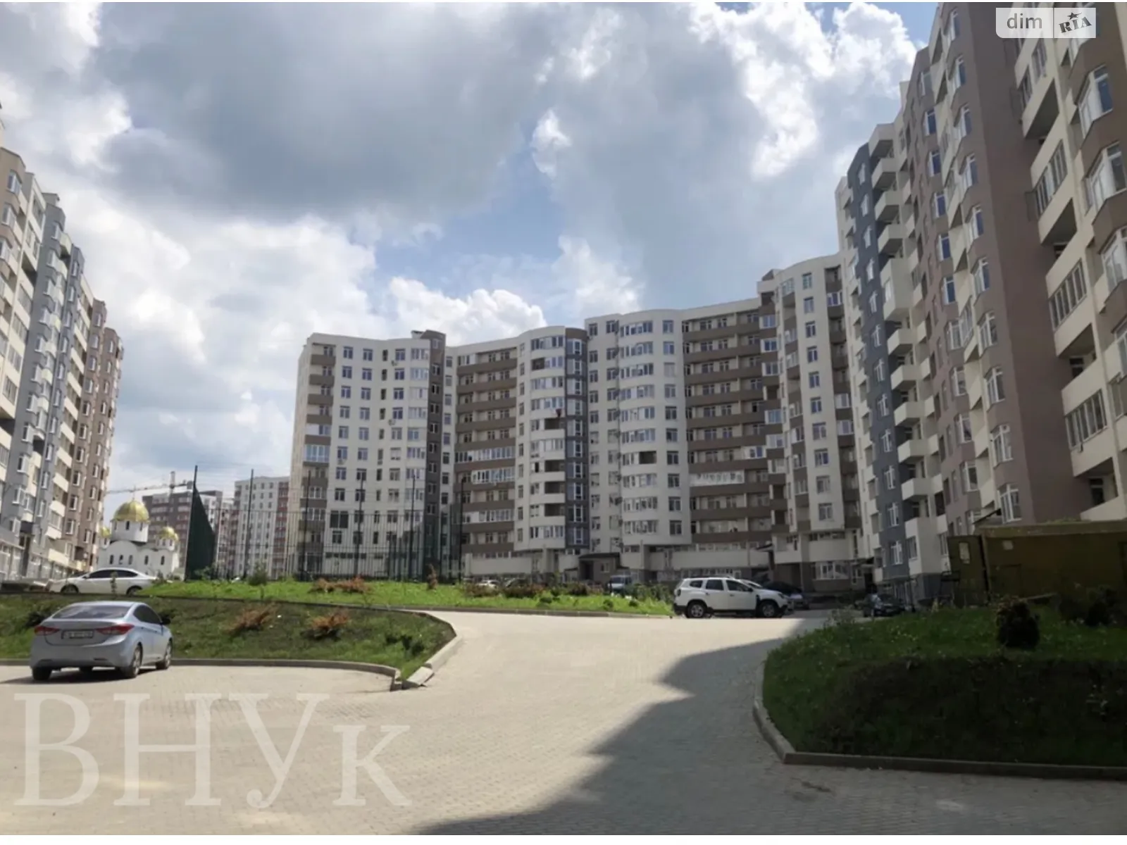 2-кімнатна квартира 61 кв. м у Тернополі, вул. Київська - фото 1